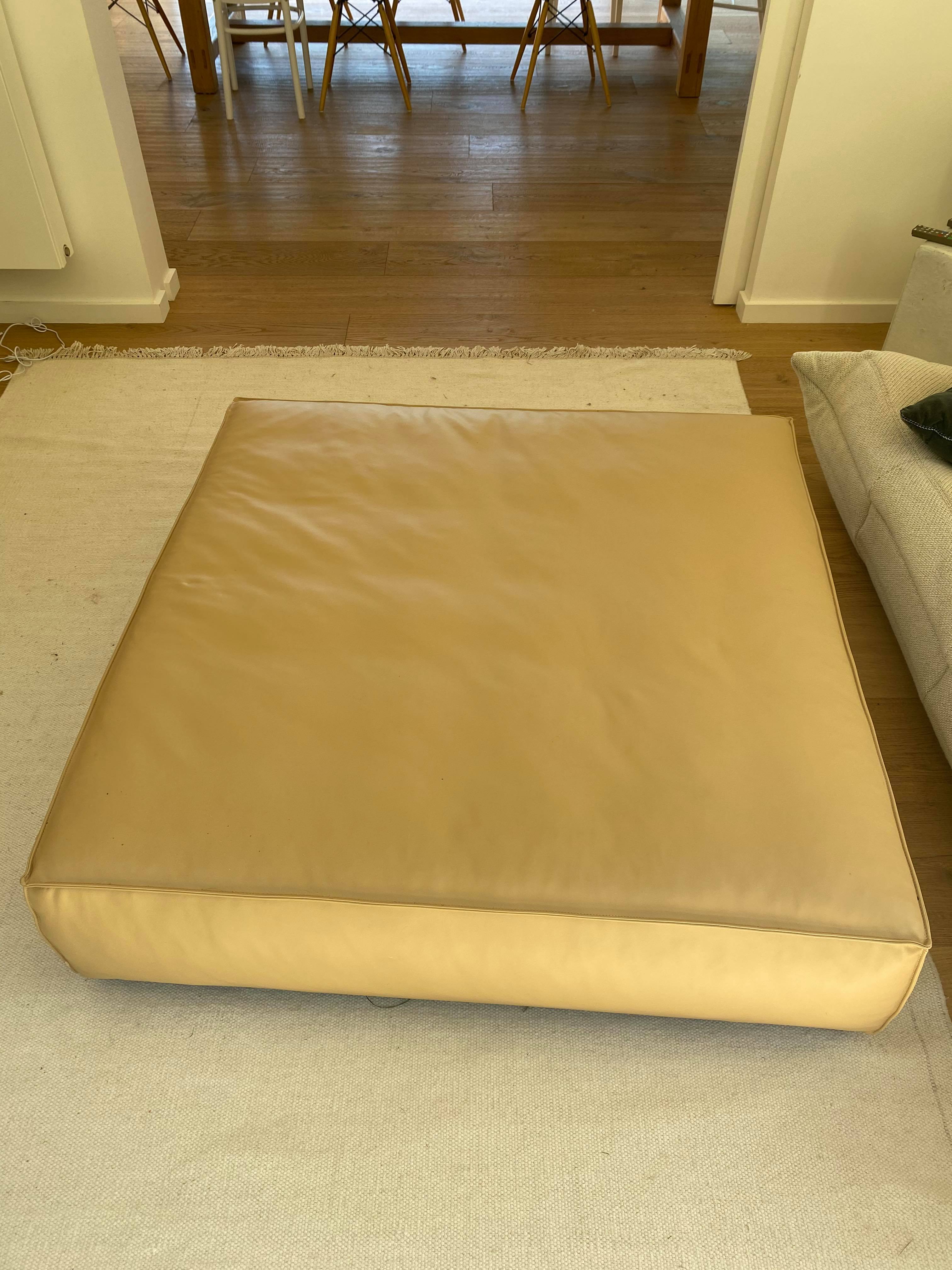 Natural leather pouf