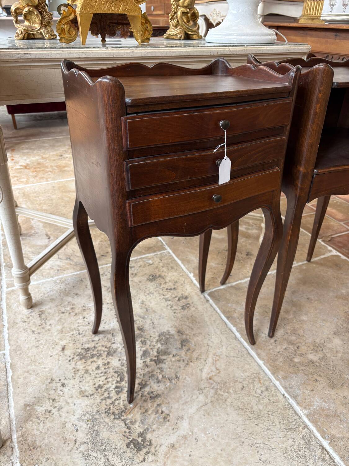 Paire de chevet style Louis XVI