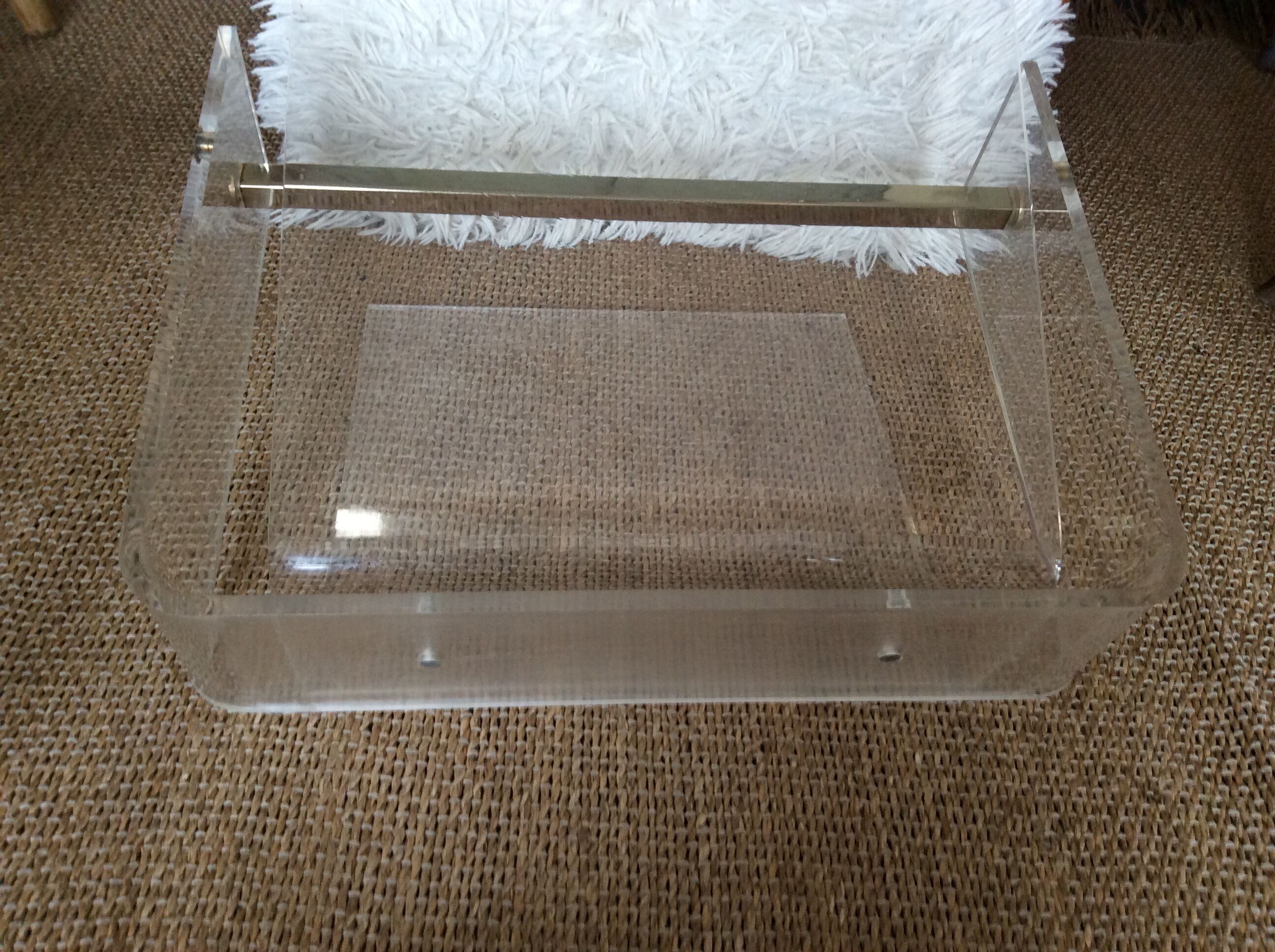 Plexiglas magazine door