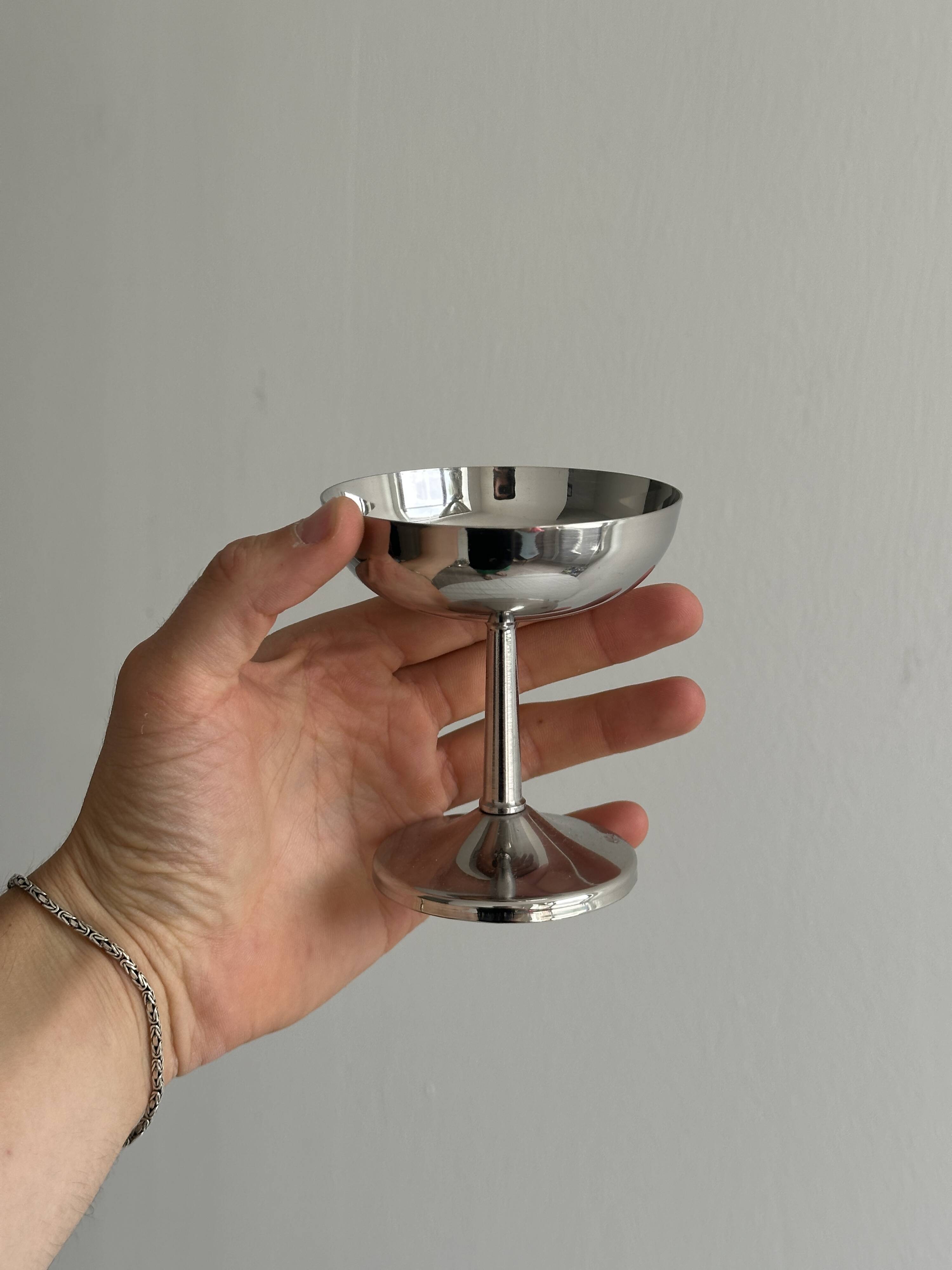 12 stainless steel cups