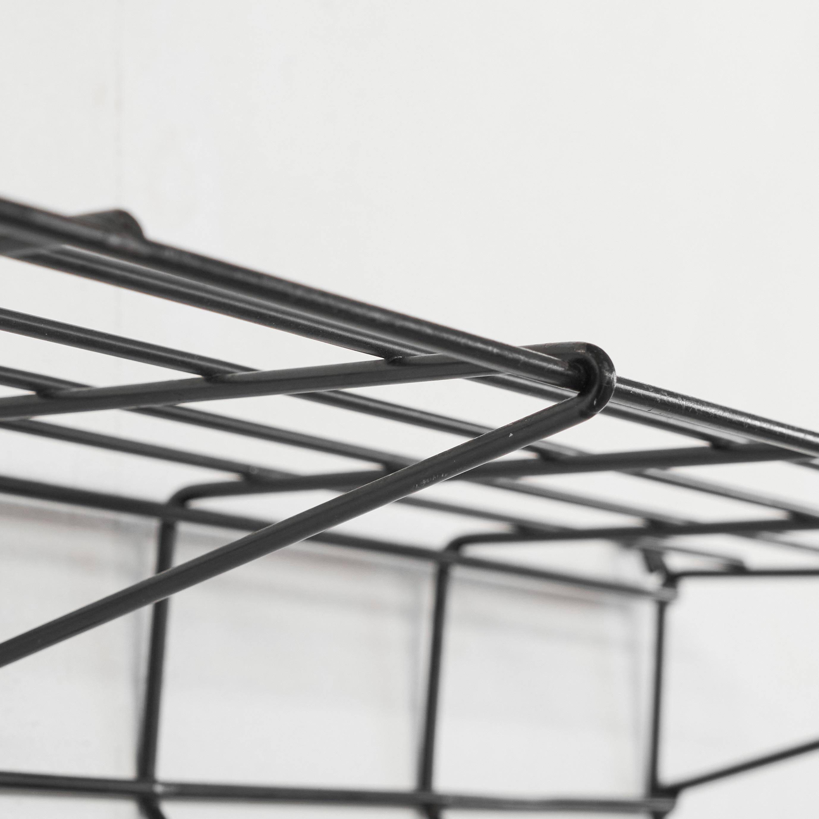 Friso Kramer DZ05 coat rack in wire metal 't Spectrum 1956