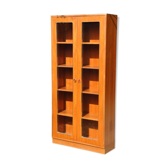 Scandinavian-style library