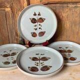 4 flat plates, Arnon stoneware, 1970