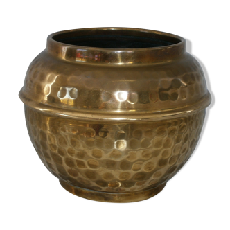 Copper pot cache