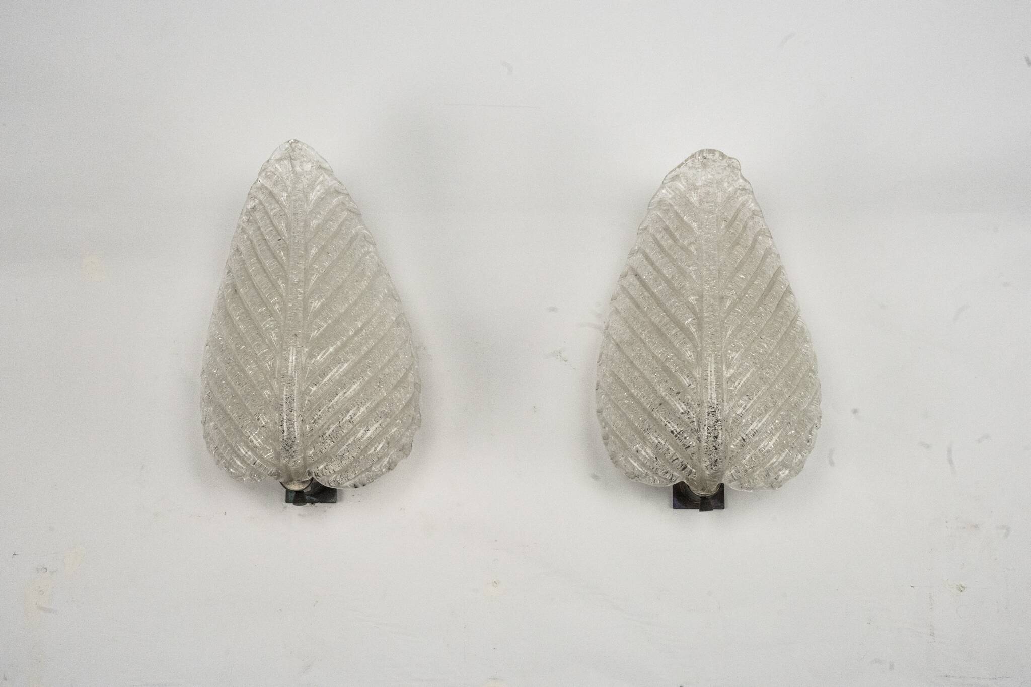 Pair of wall lamps by Ercole Barovier in Rugiadoso Murano glass, Italy 1950