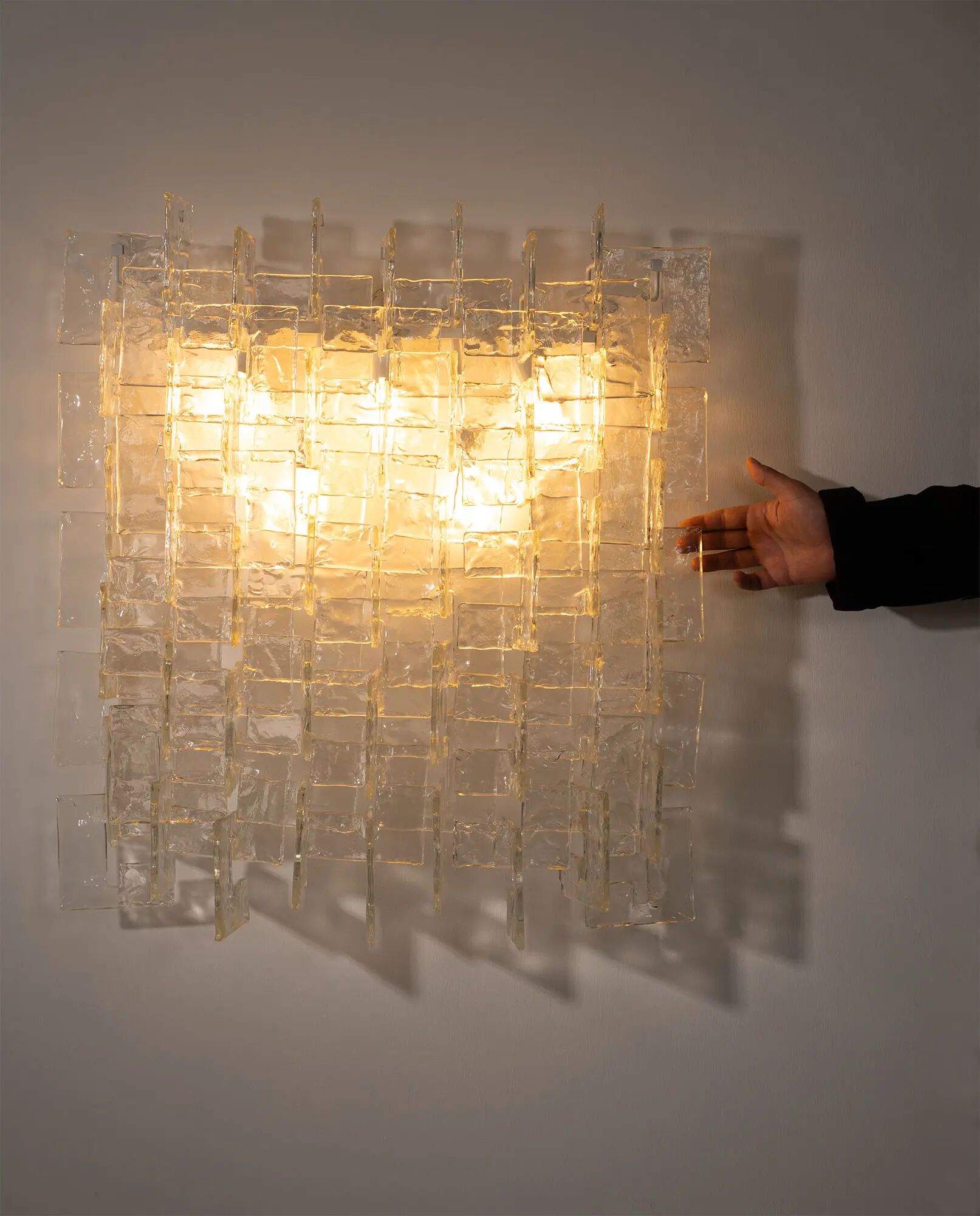 Carlo Nason, sculptural lace glass wall lamp, 1970s