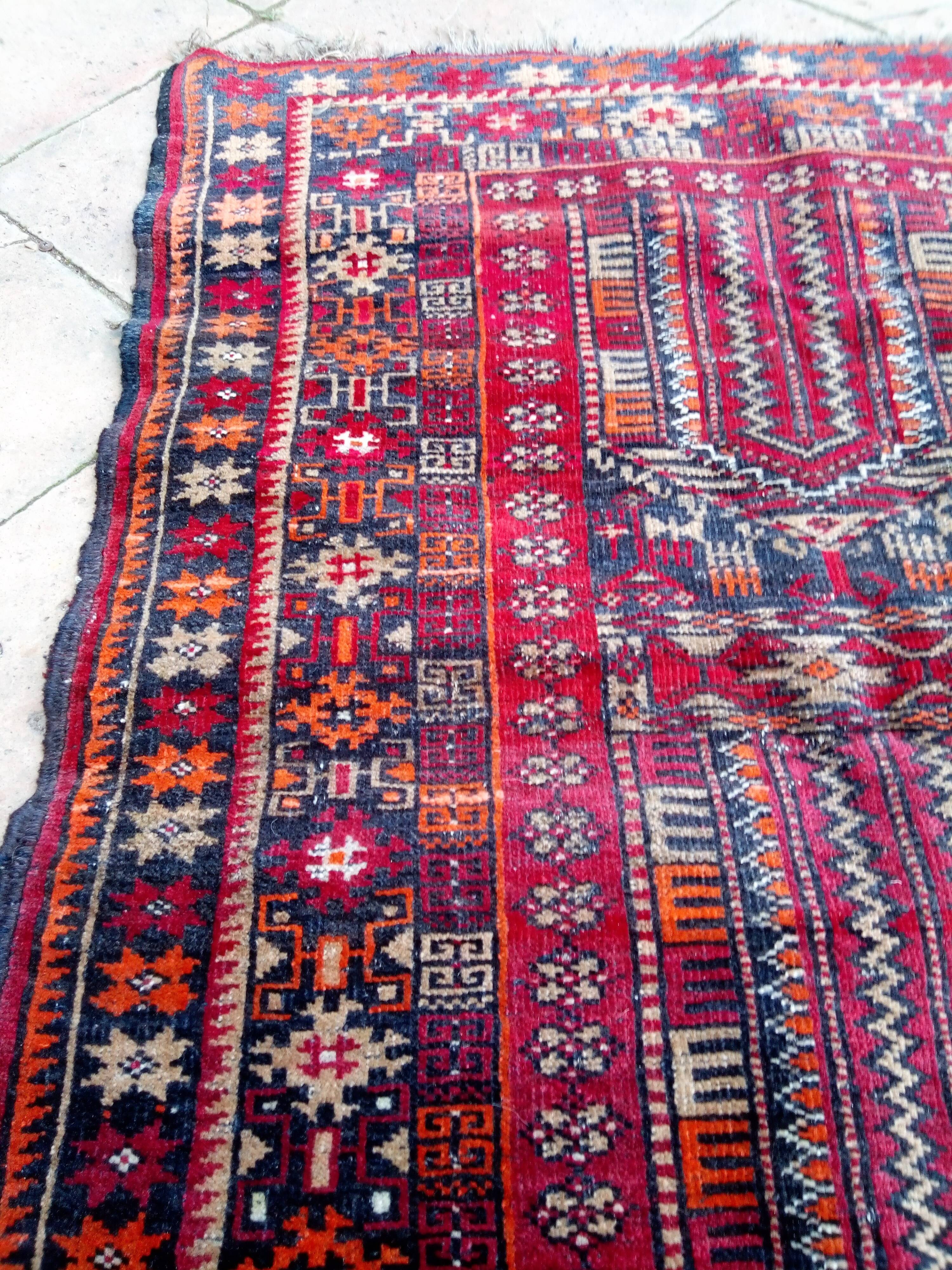 Old oriental prayer rug - 132 x 92cm