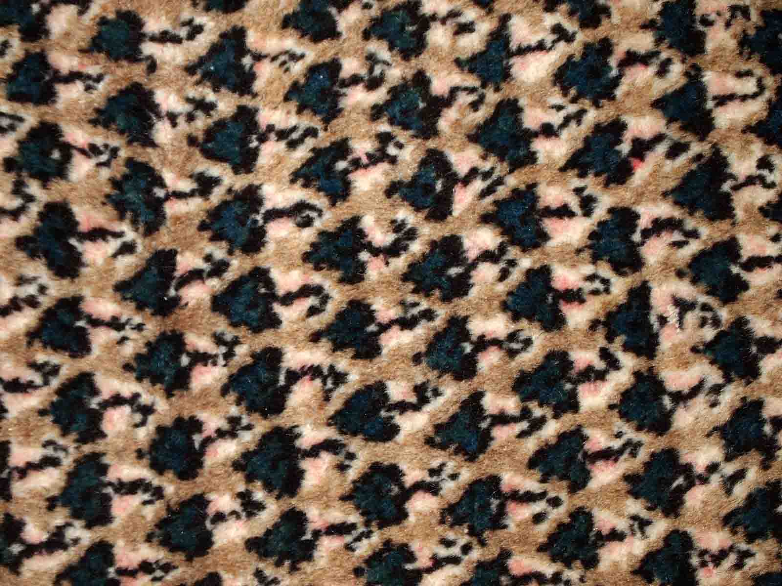 Vintage Indian Carpet Seraband handmade 65cm x 125cm 1970s, 1C801