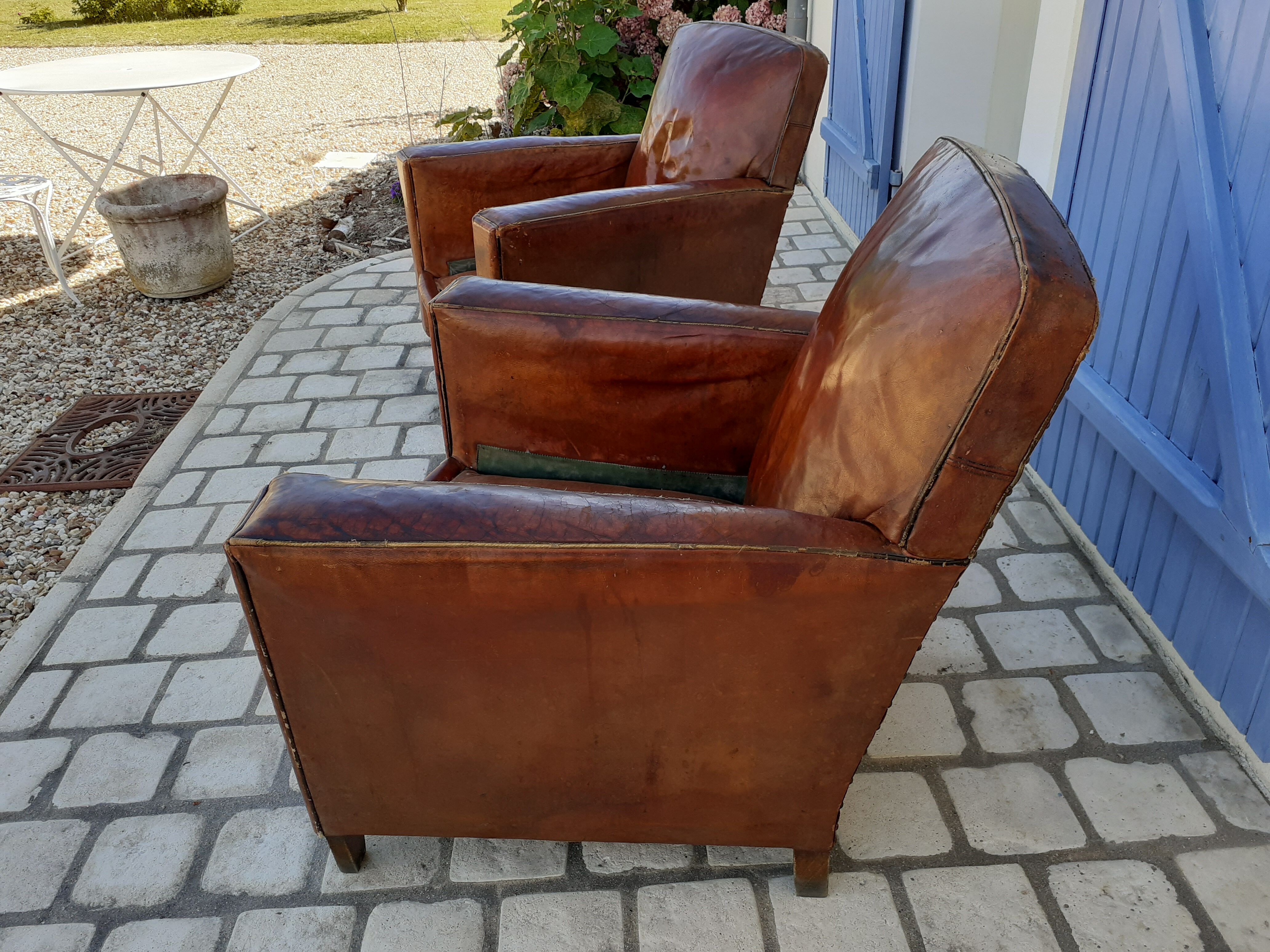 Pair of leather club chairs 30/40s