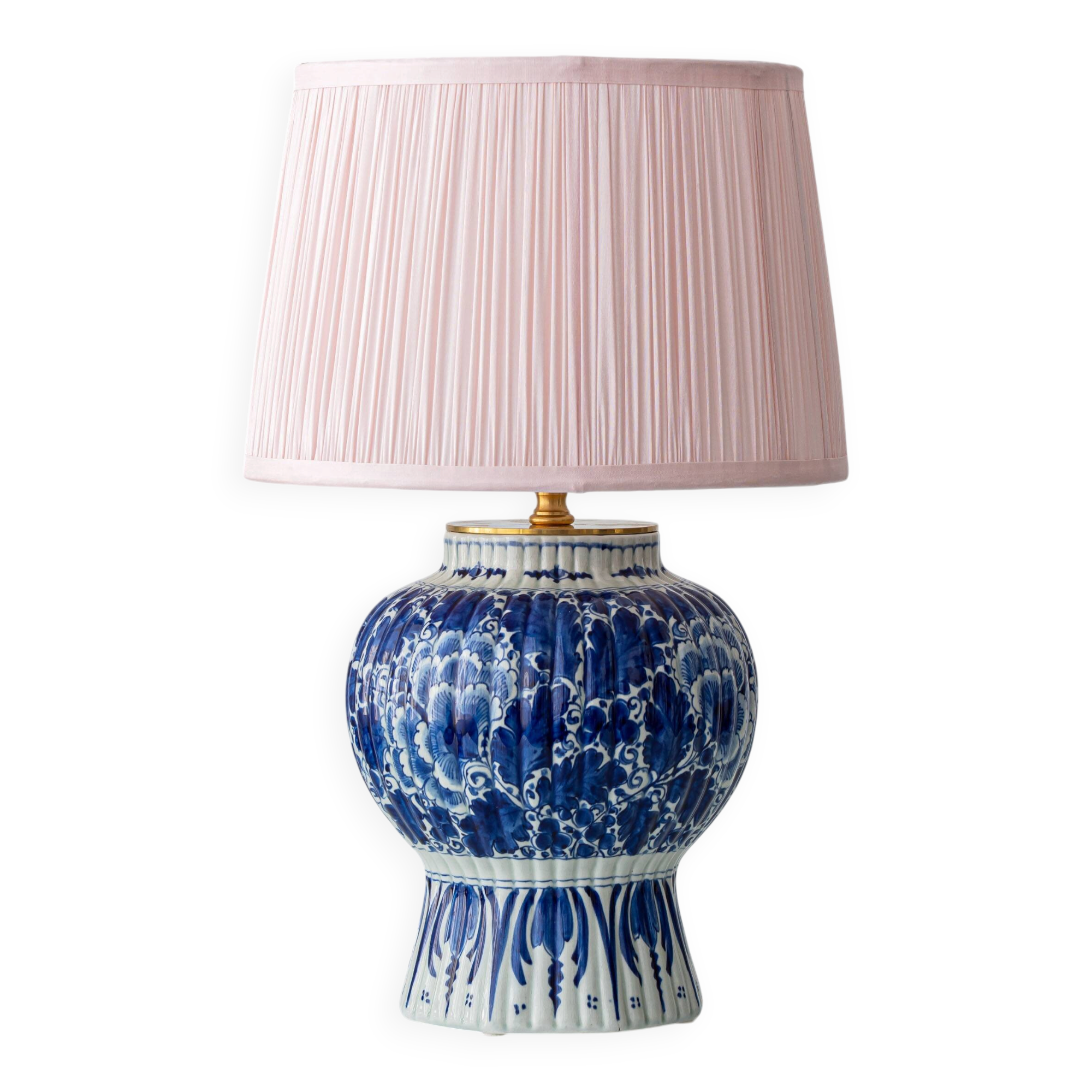 Antique Table Lamp in Blue and White Ceramic Chinoiserie Style, Delft, 1924, Brass Details