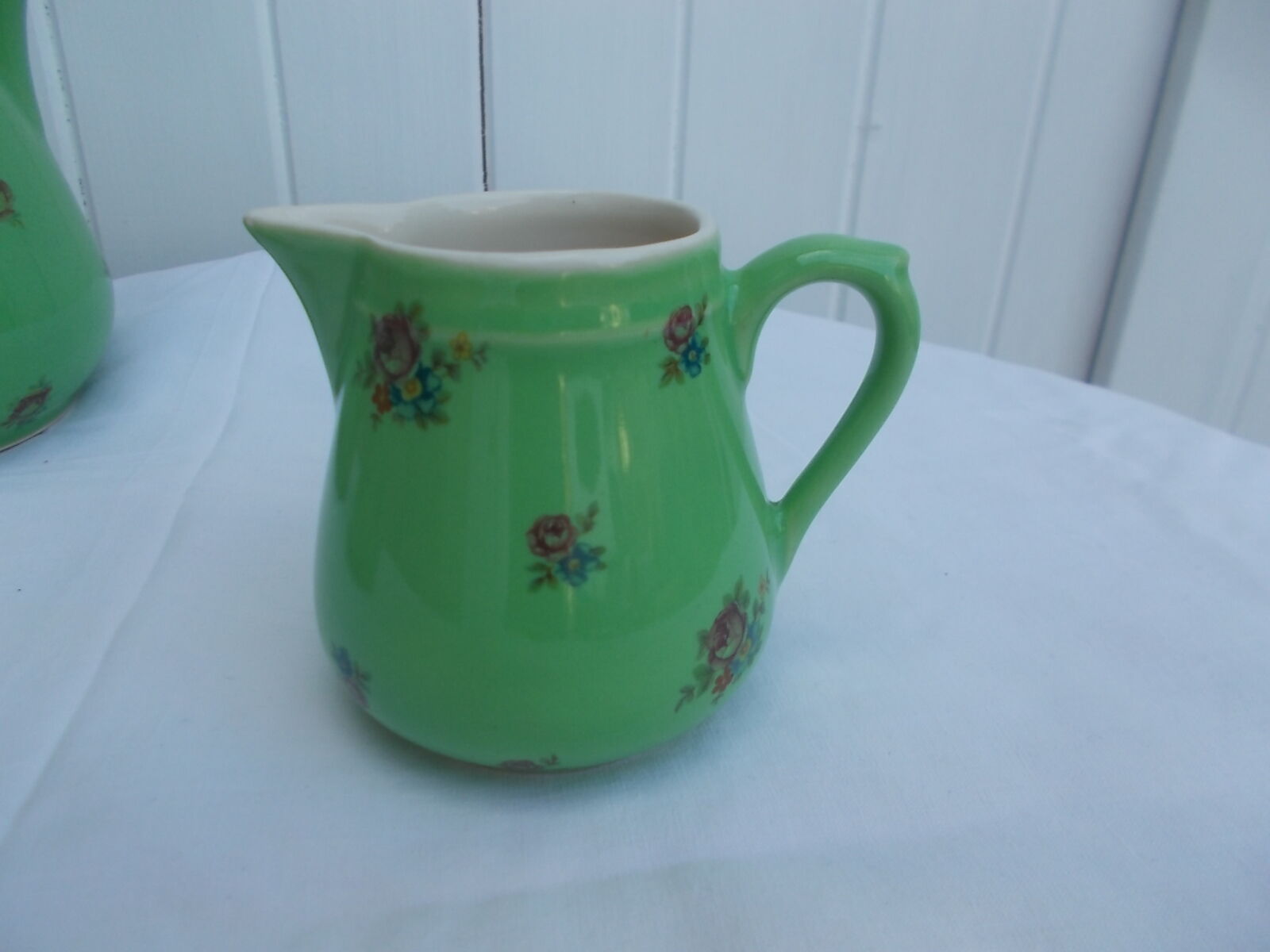 Set 3 pitchers
