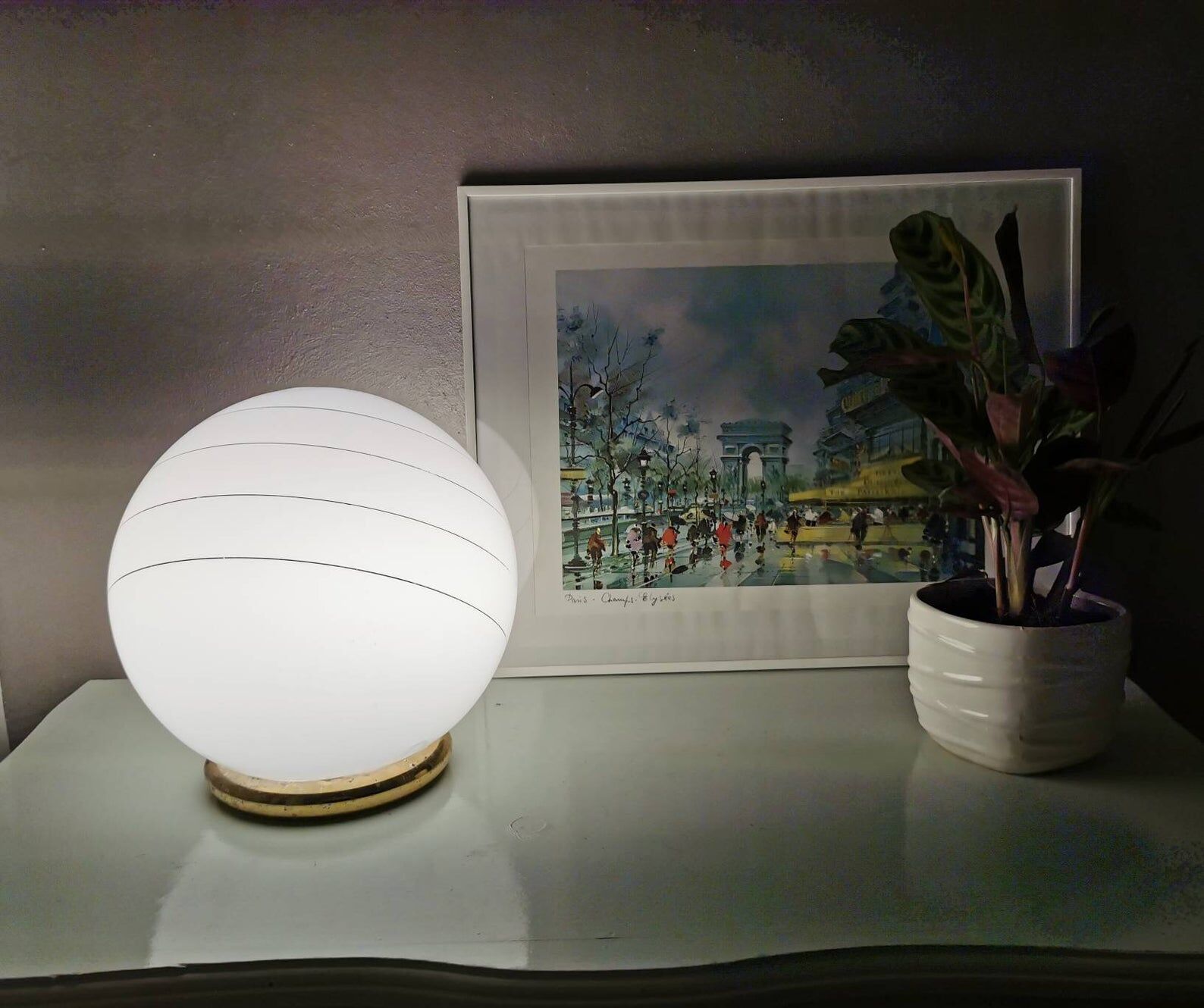 Vintage glass globe lamp 1980