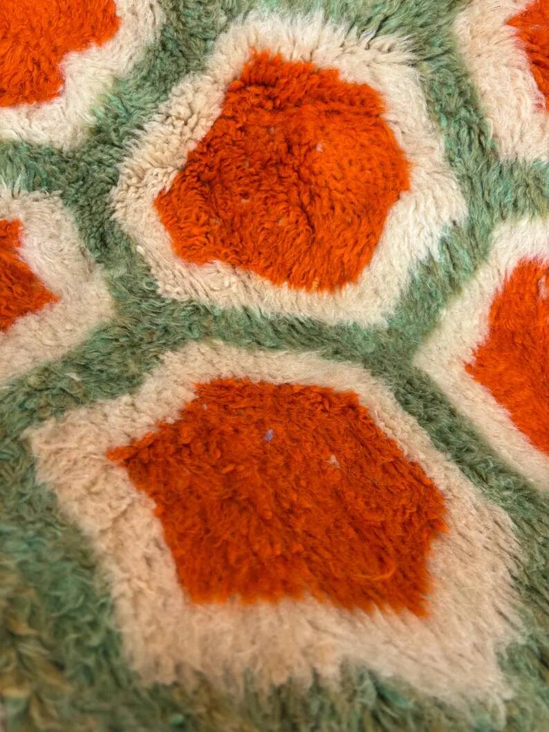 Vintage Moroccan Berber rug Beni M'rirt retro decoration