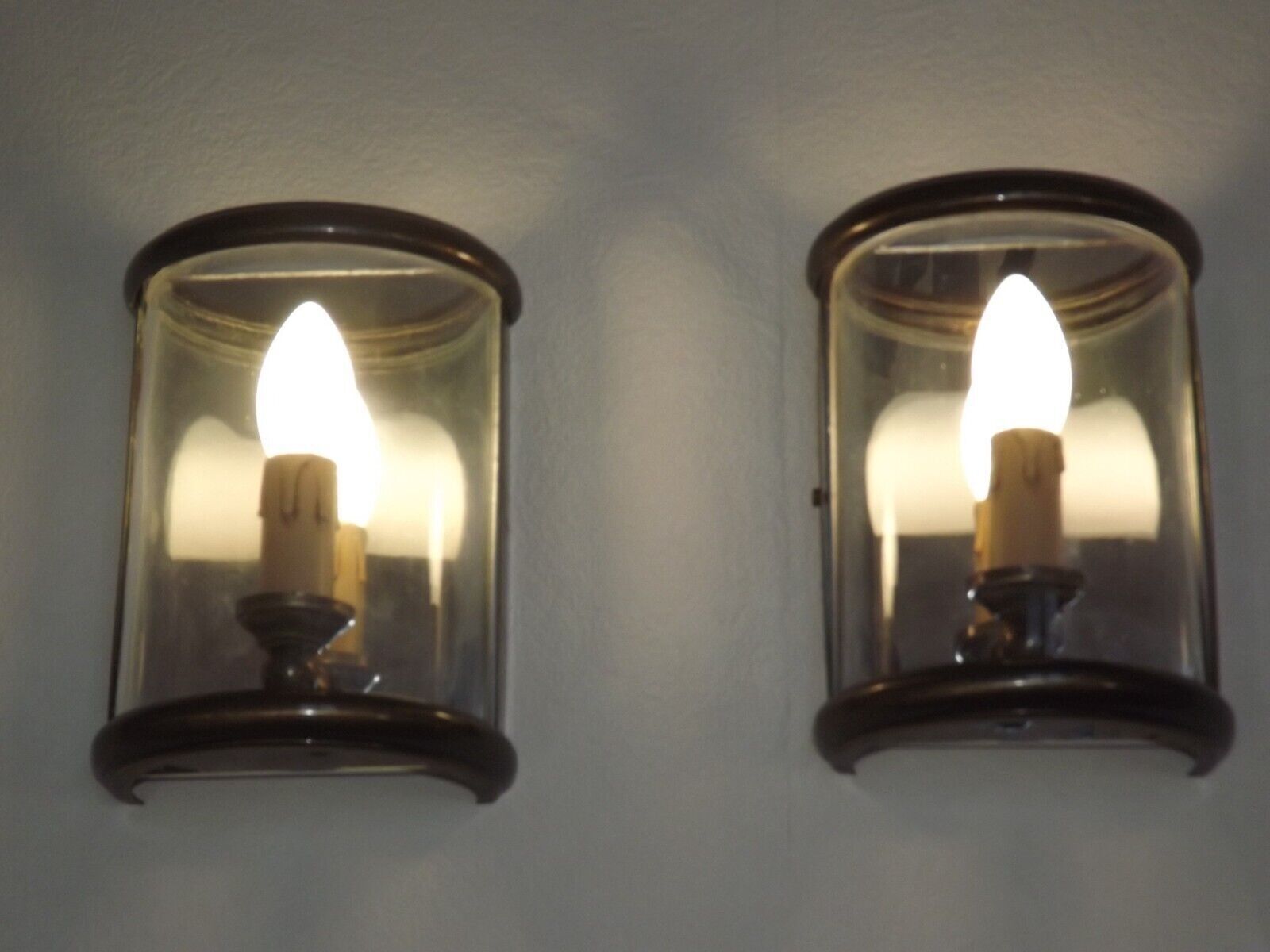 Pair french country brass & curved glass wall lights mirrored back plate 3965