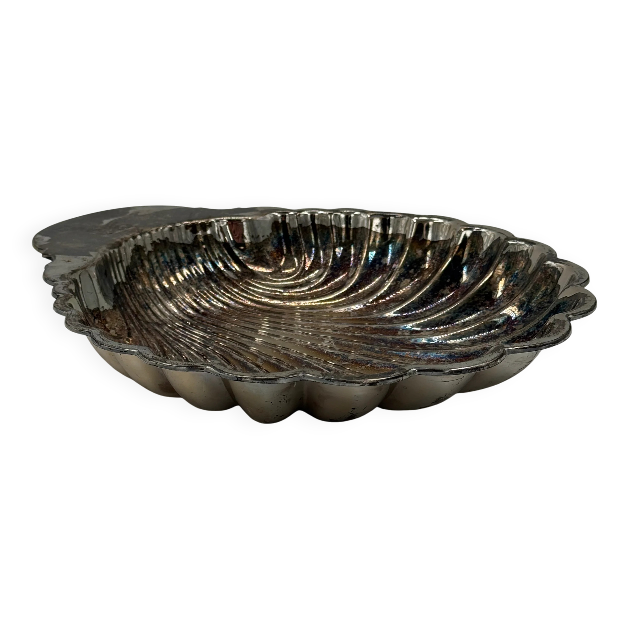 Vintage silver-plated scallop shell dish