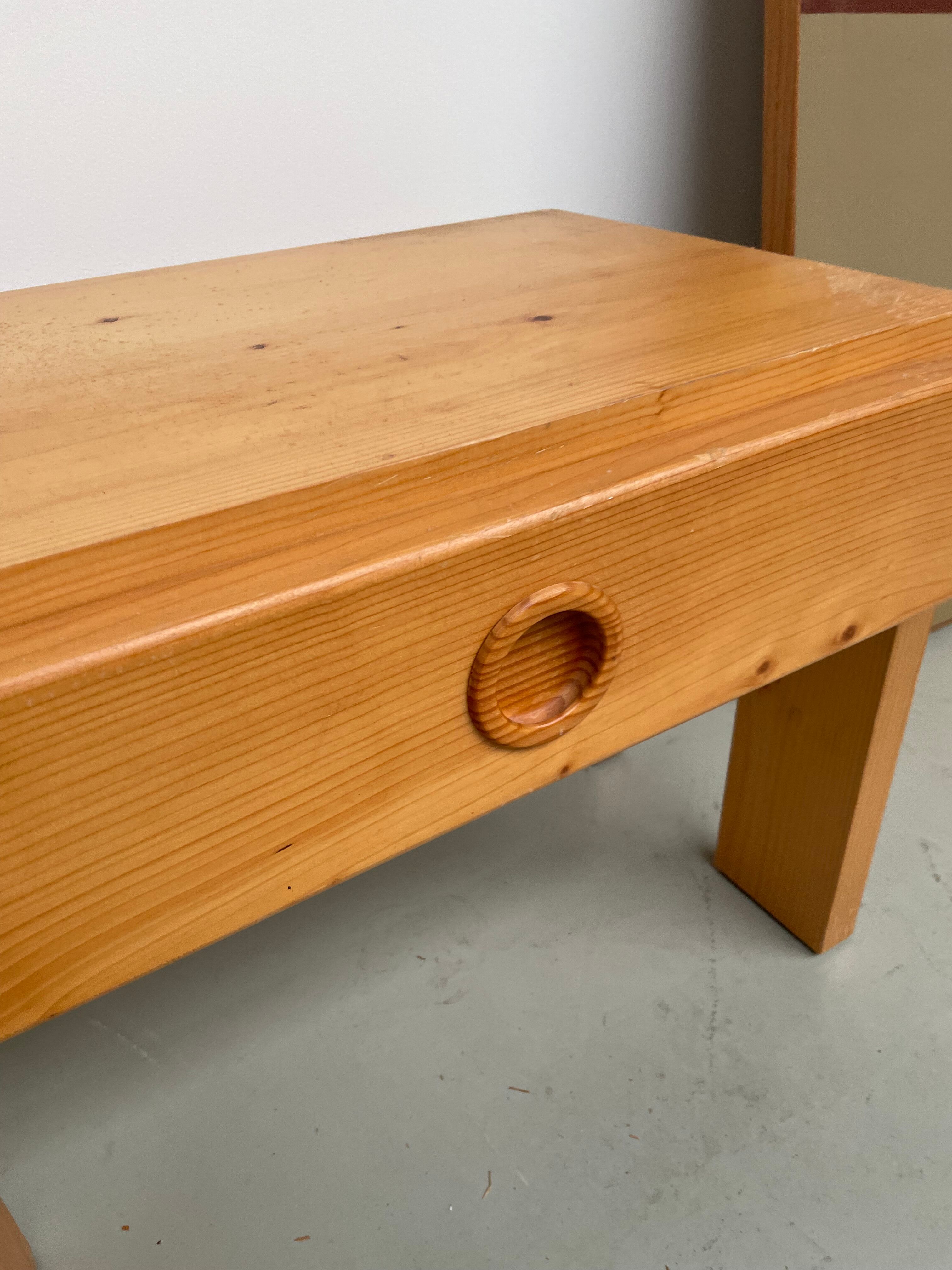 Bedside table in pine
