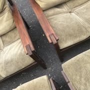 Fauteuils en bois et cuir avec pouf, ensemble de 4
