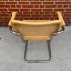 Chaise Cesca modèle Marcel Breuer avec accoudoirs B64
