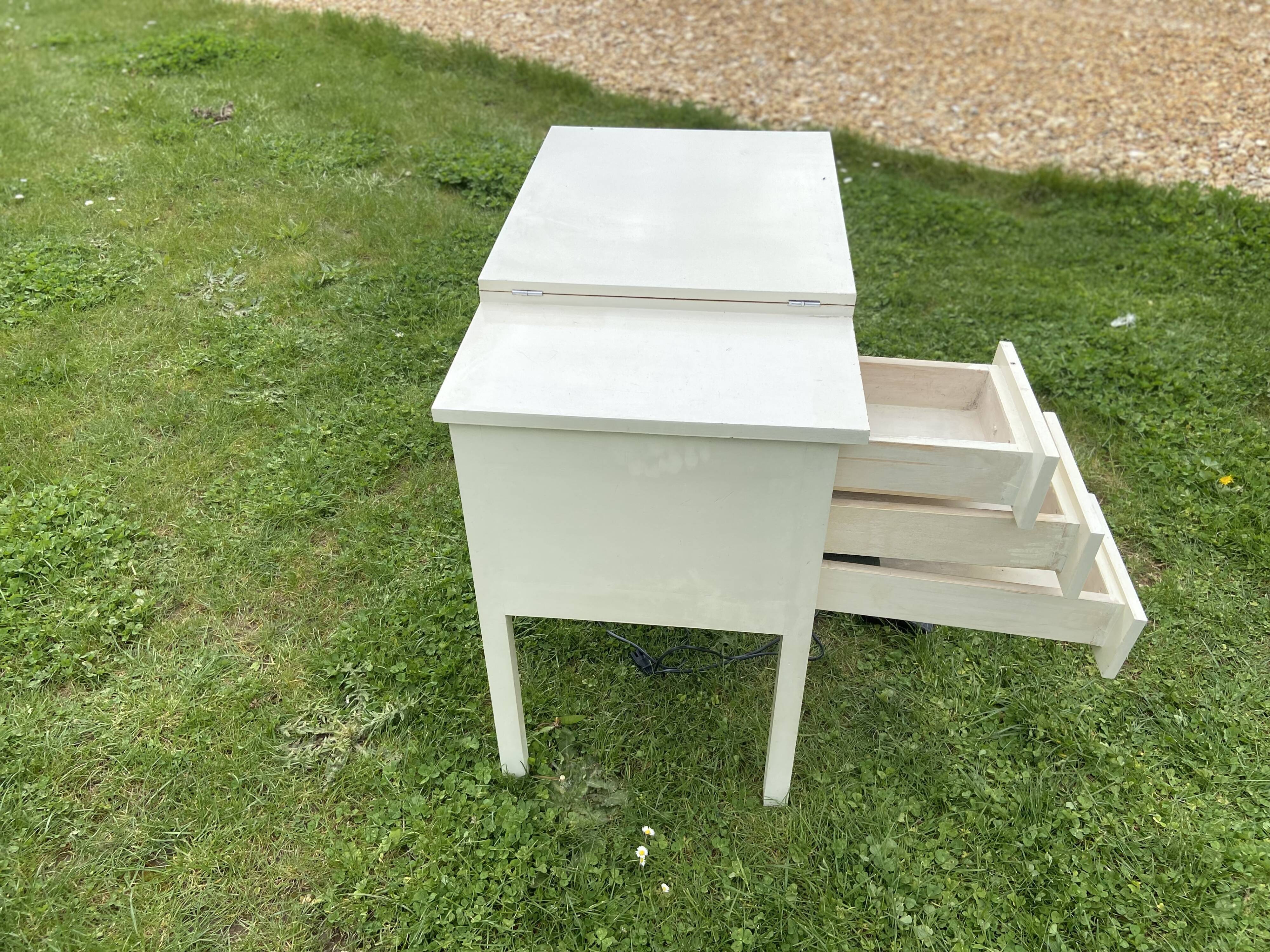 Singer sewing machine