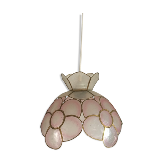 Suspension in pink mother-of-pearl and brass