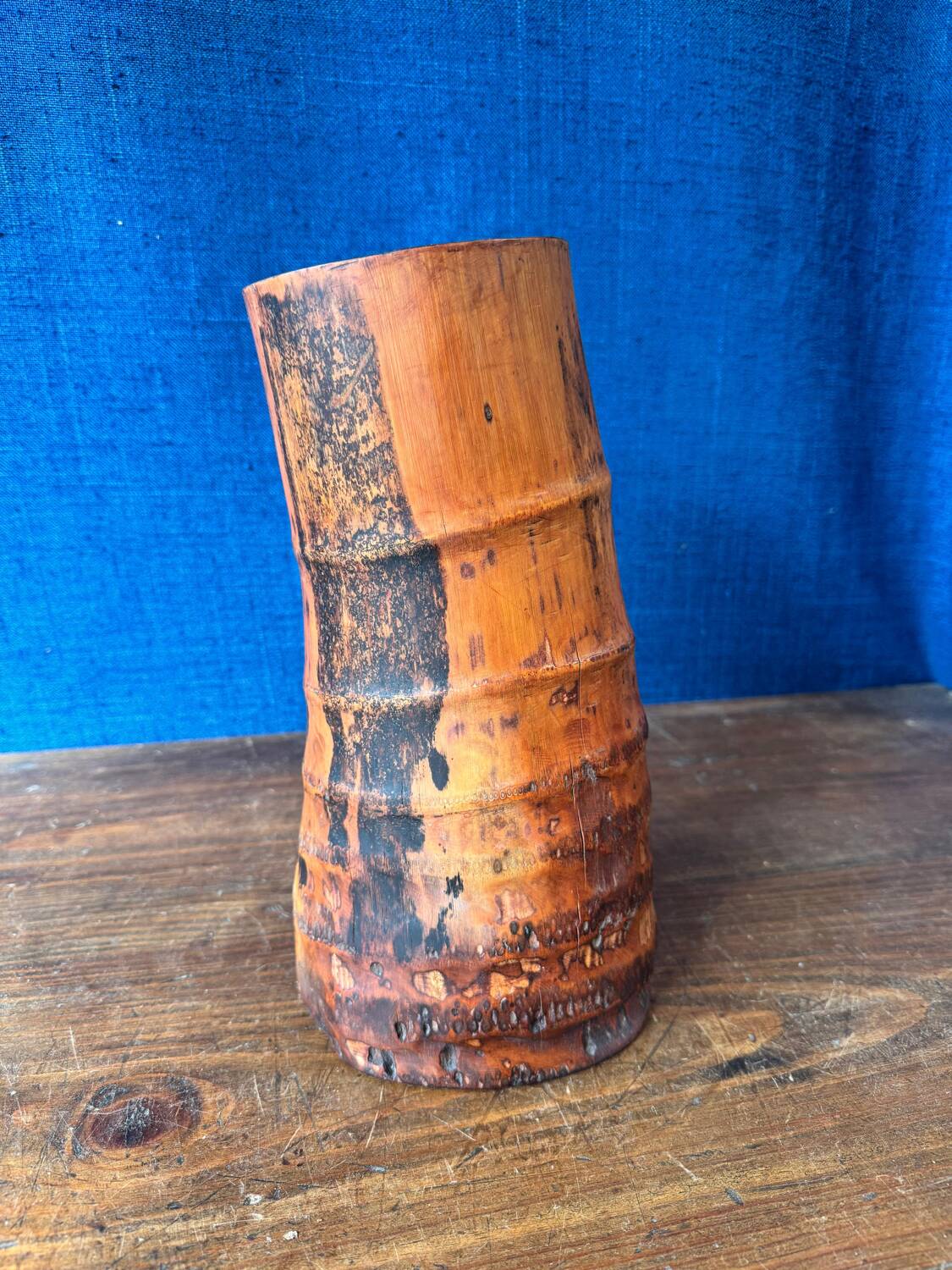 Pot à pinceaux en bambou sculpté. Chine, dynastie Qing, XIXe siècle