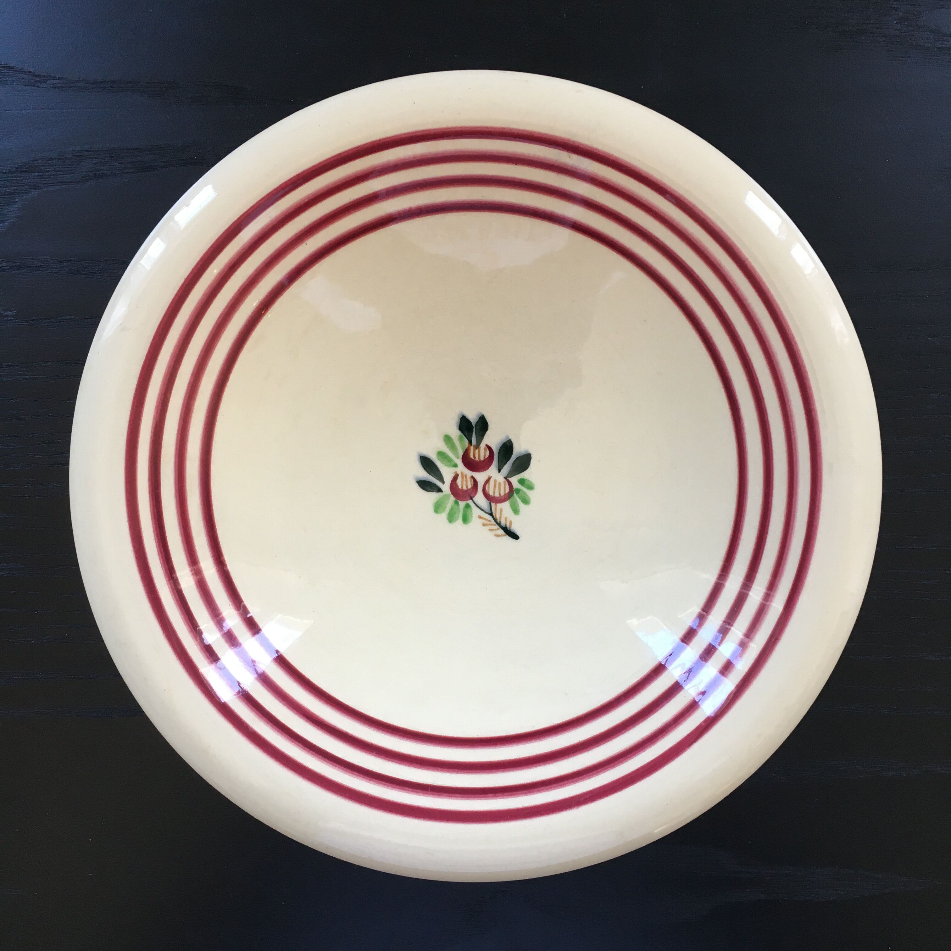 Hollow dish Gien floral decoration