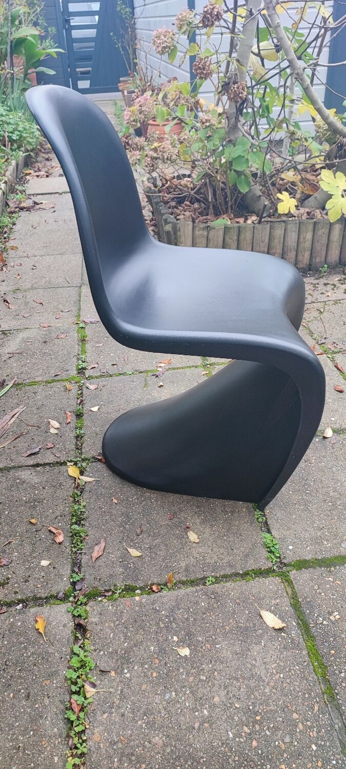 Panton chair design style