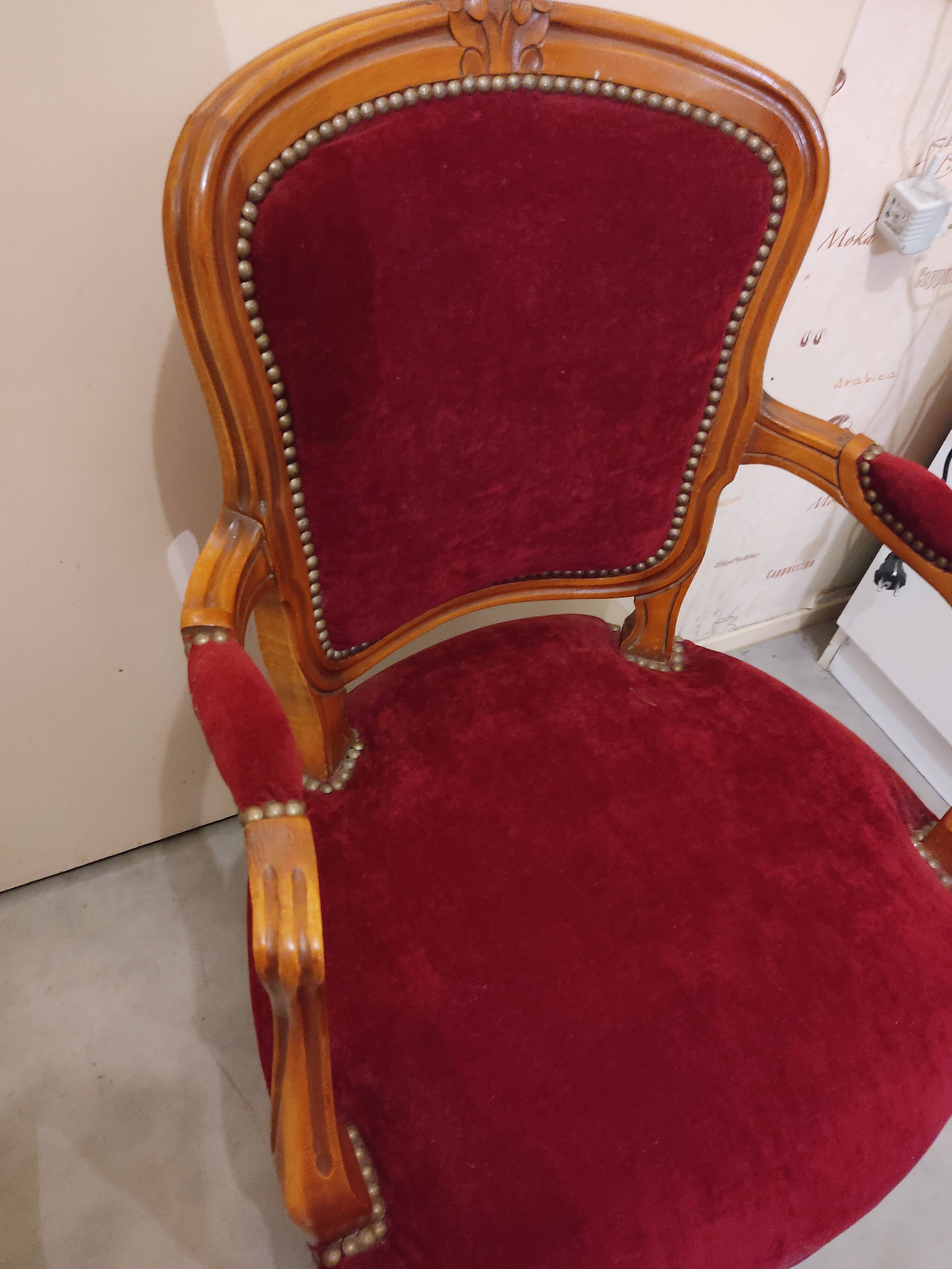 Ancien fauteuil style Louis Philippe bois velours