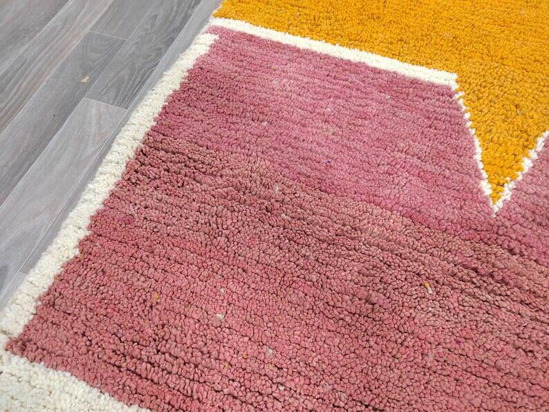 Pure natural wool rug, size 160 x 240 cm