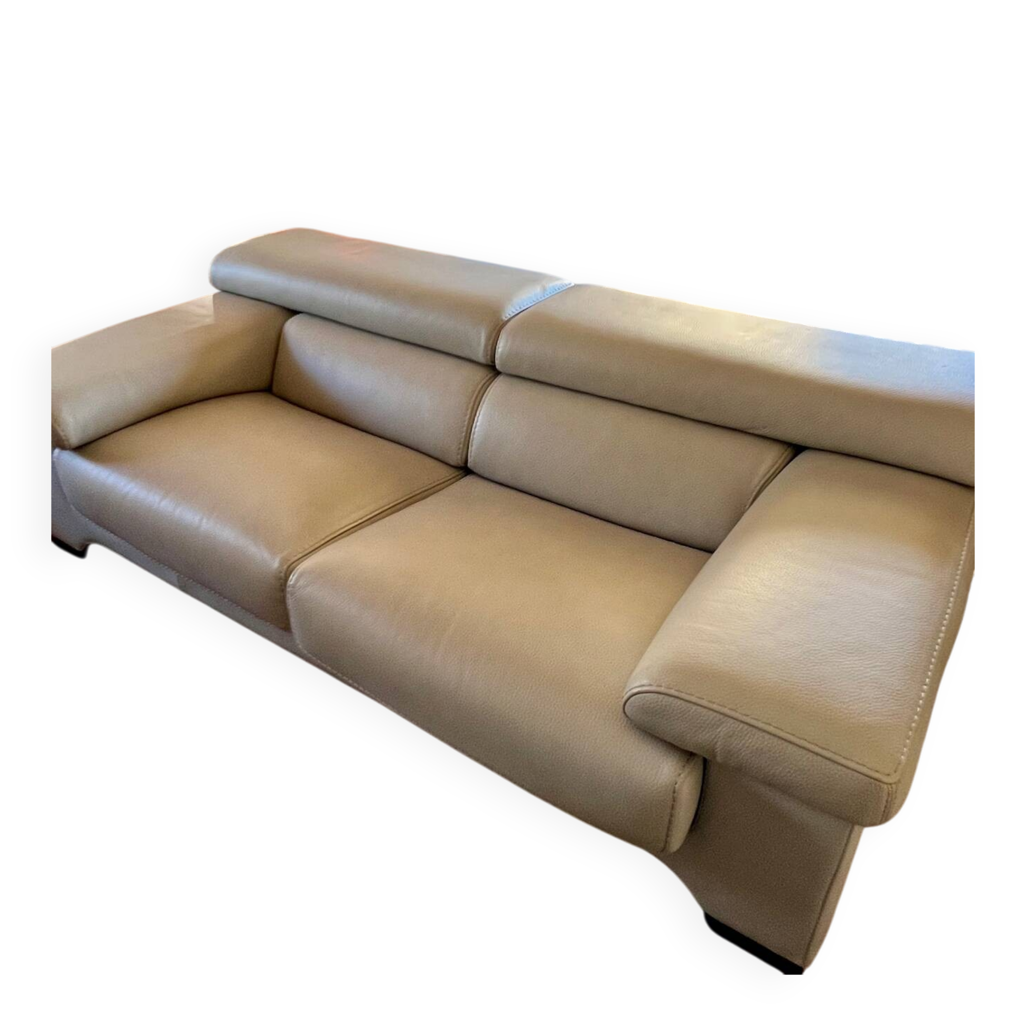 "Sillage" leather canapé/Rochebobois