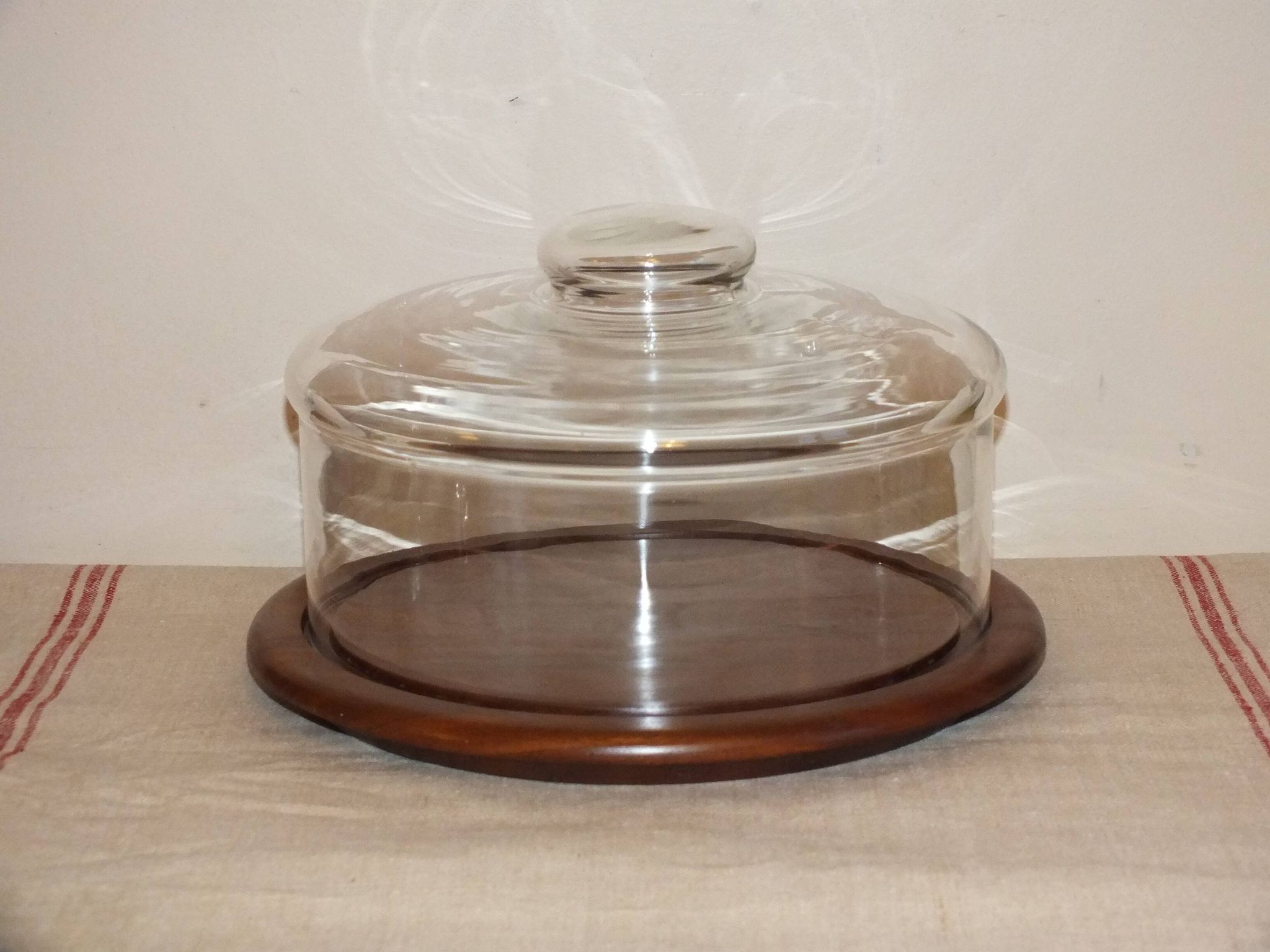 Large teak cheese board 1970 with bell, Cluze creation
