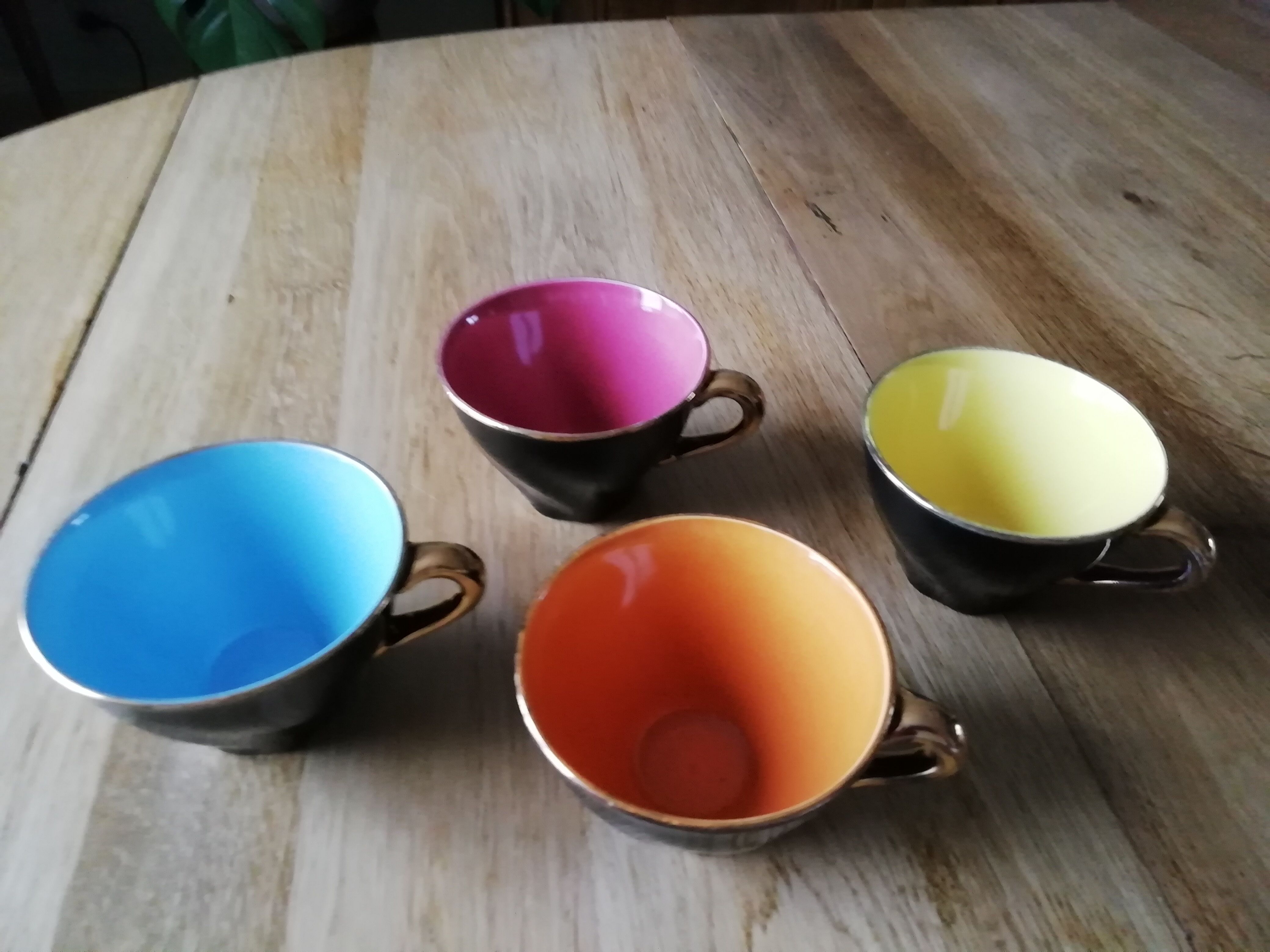 Set of Salins cups