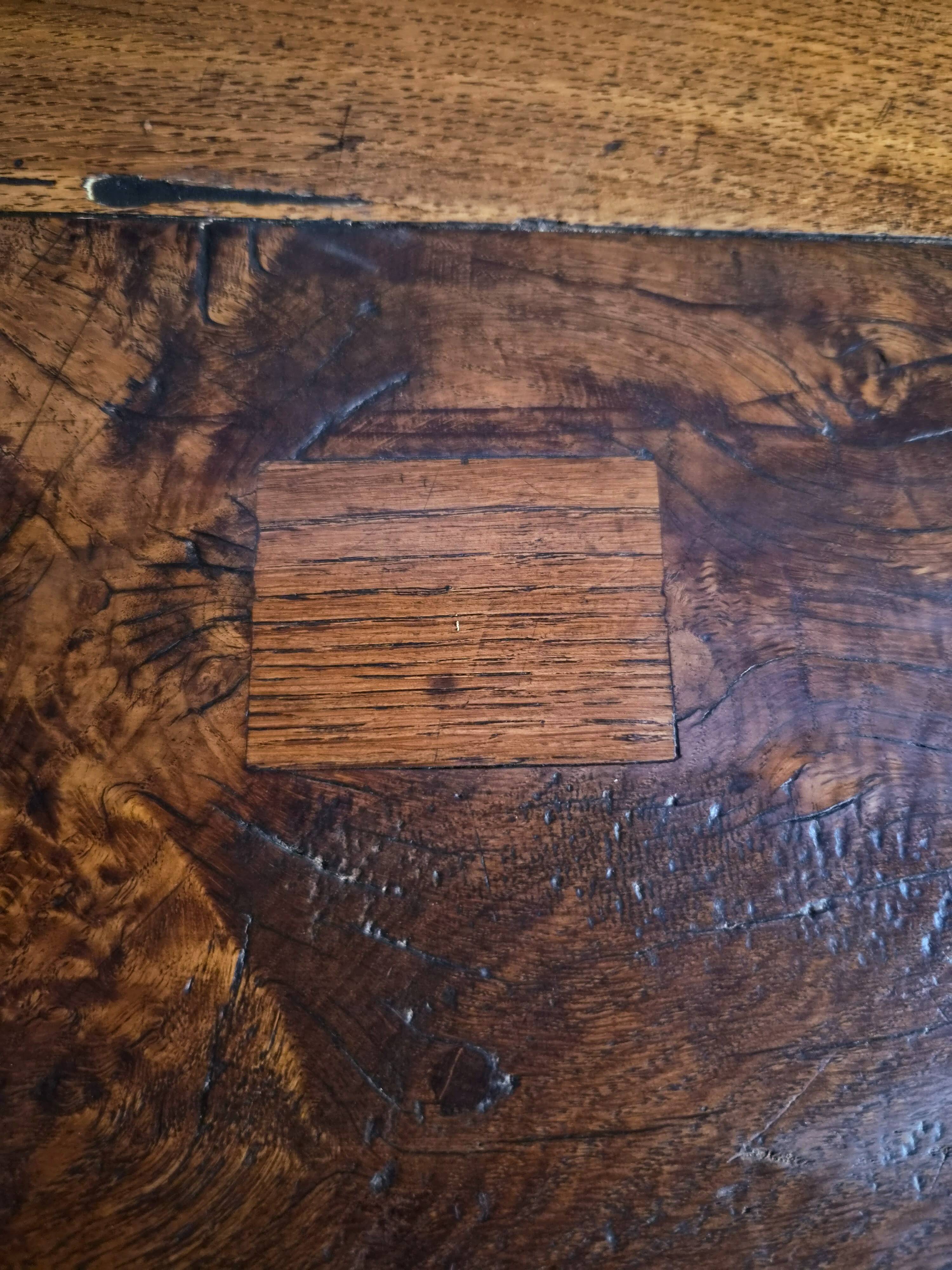 Table à manger ronde pliante ancienne française en chêne | Marqueterie étoile | c. 1850–1880