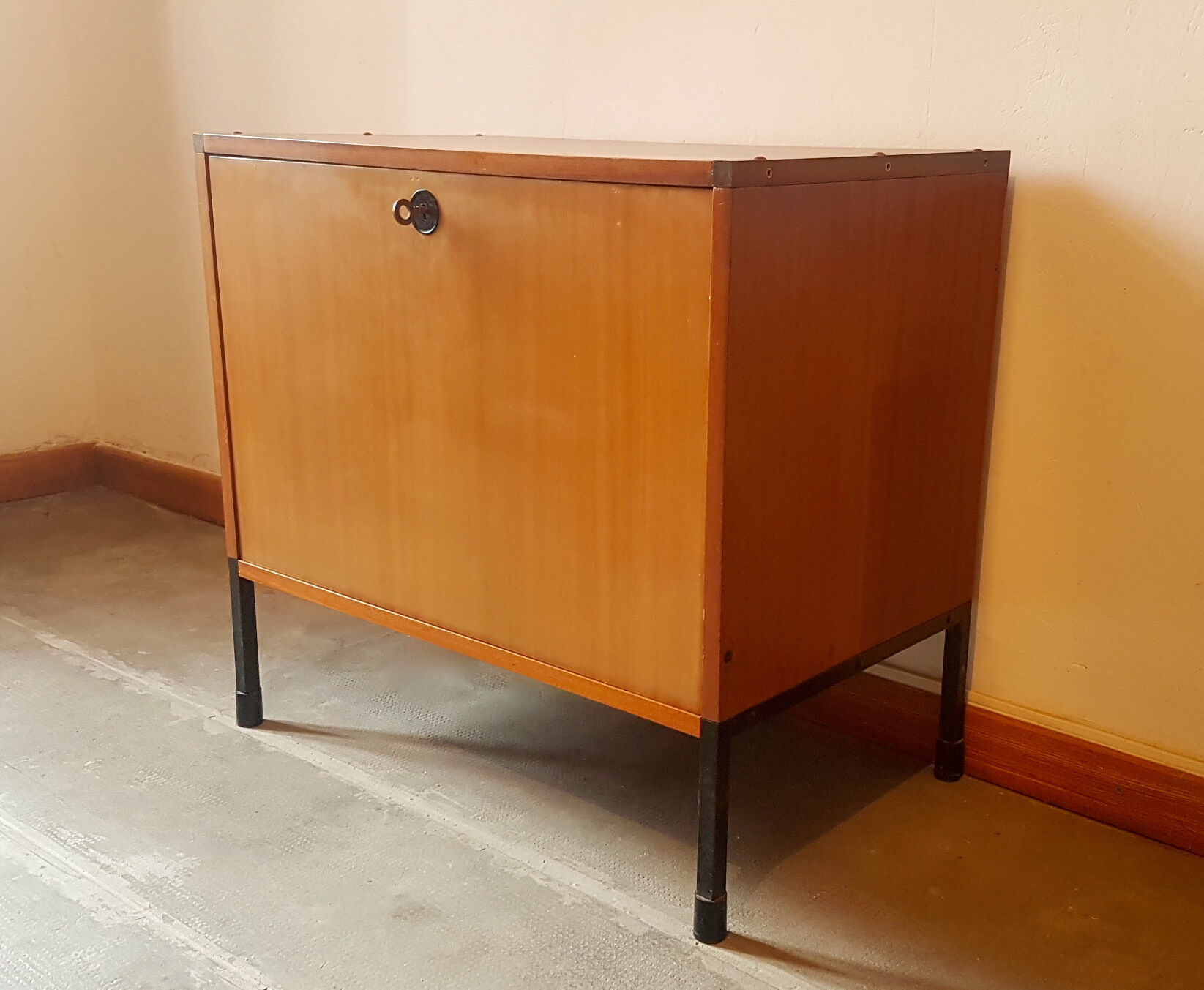 Chest of drawers by ARP for Minvielle from the 60s