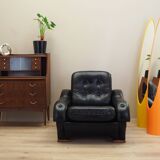 Black armchair, Italian design, 1980s, production: Italy