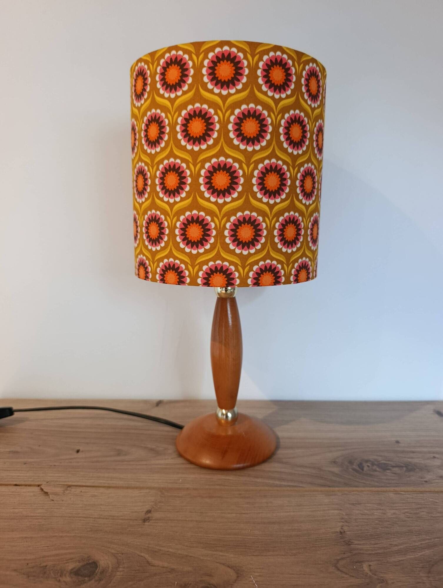 Mid-century wooden table lamp, retro-pop saffron print