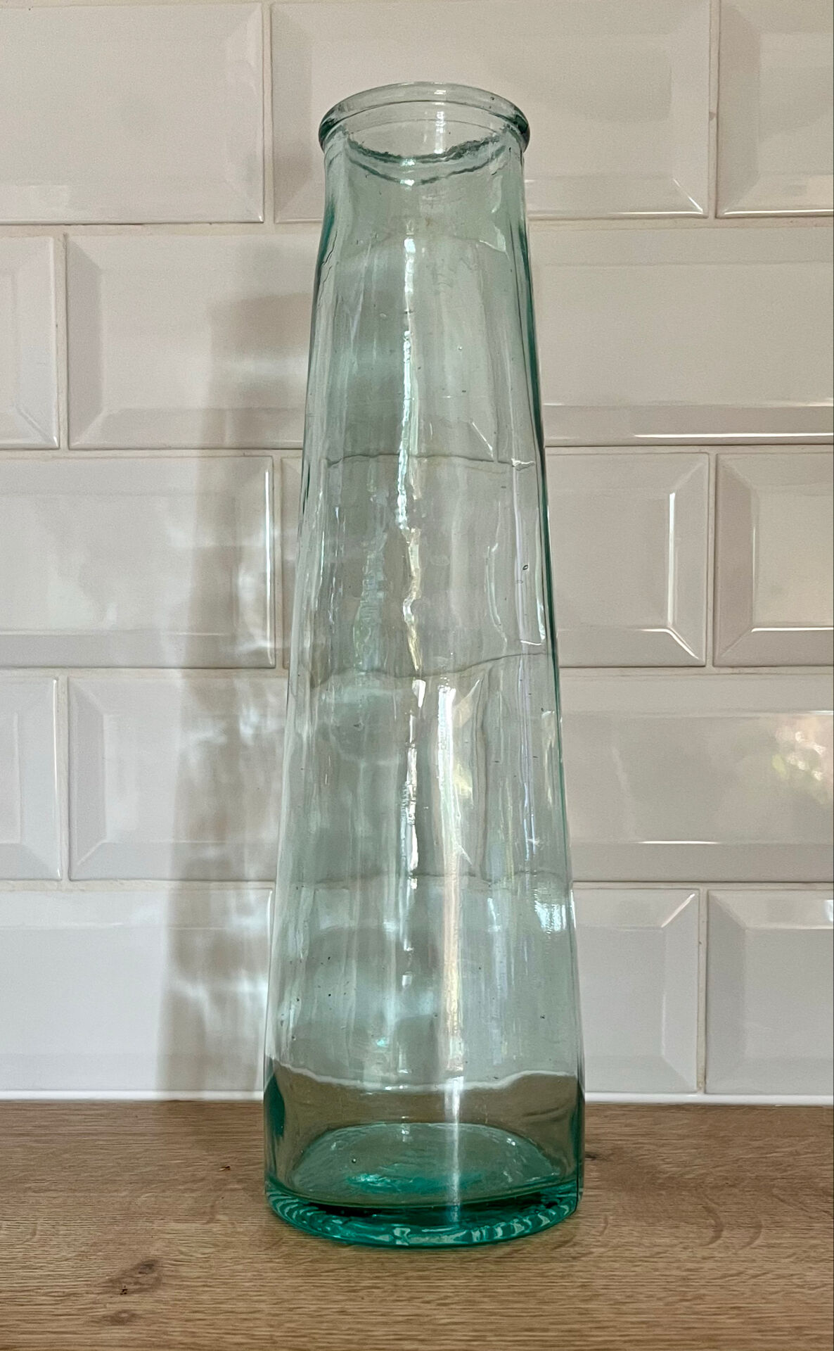 Transparent glass vase