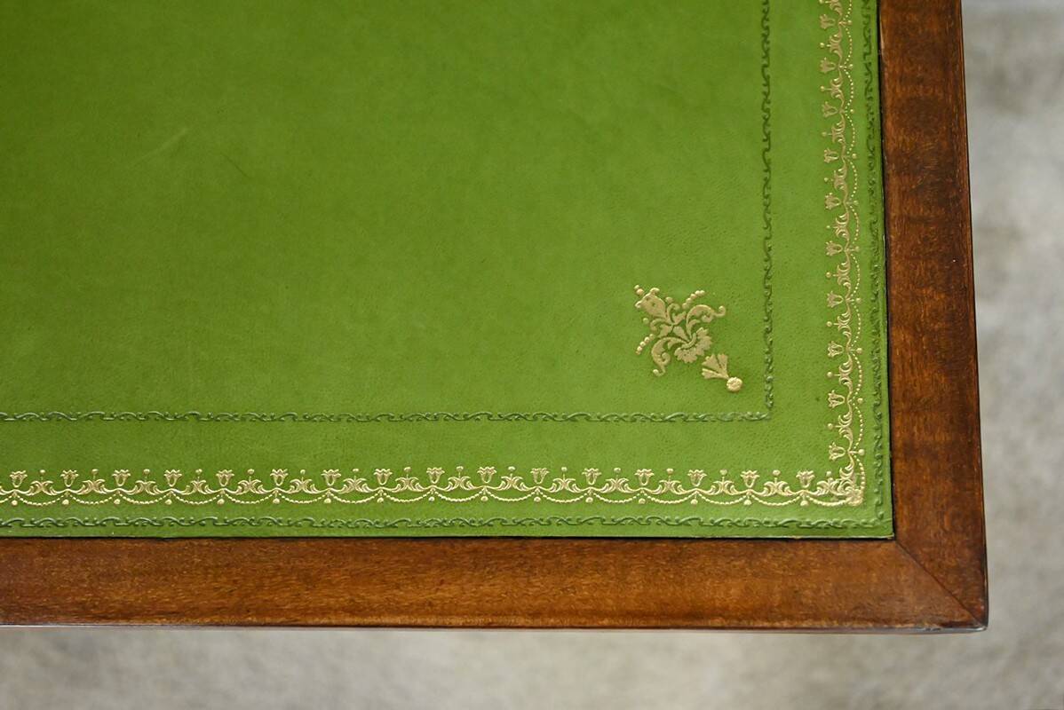 Small game table in marquetry, Louis XVI style – early 20th century