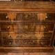 Commode malouine ancienne en ronce de noyer