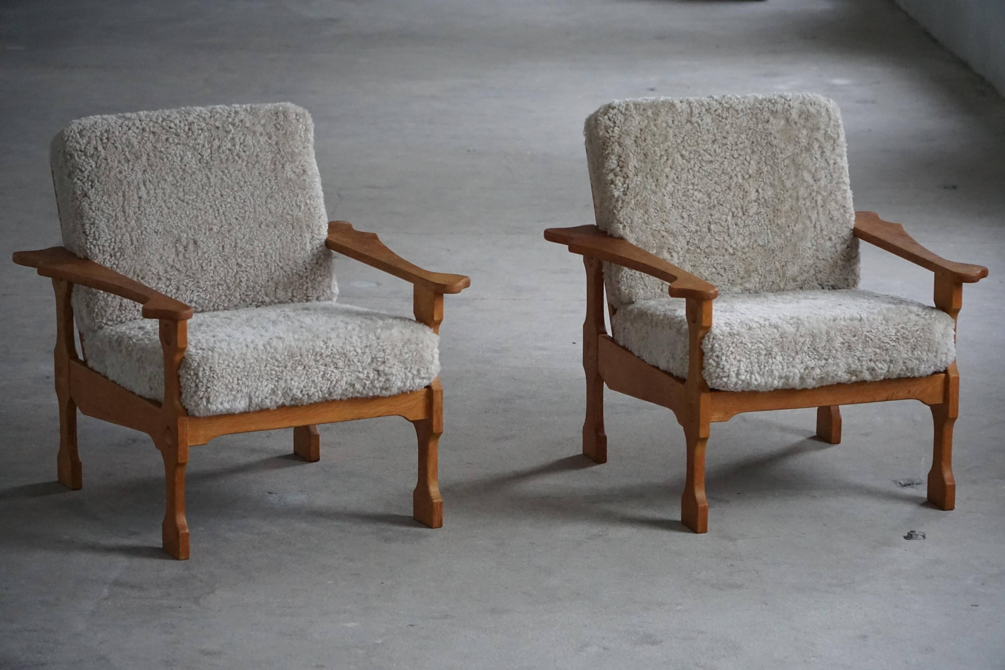 Modern Danish, Pair of Lounge Armchairs in Oak and Lambswool, Henning Kjærnulf, 1960s