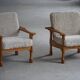 Danois Moderne, Paire de Fauteuils Lounge en Chêne et Laine d'Agneau, Henning Kjærnulf, 1960s