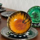 6 tasses en faïence de Quimper.