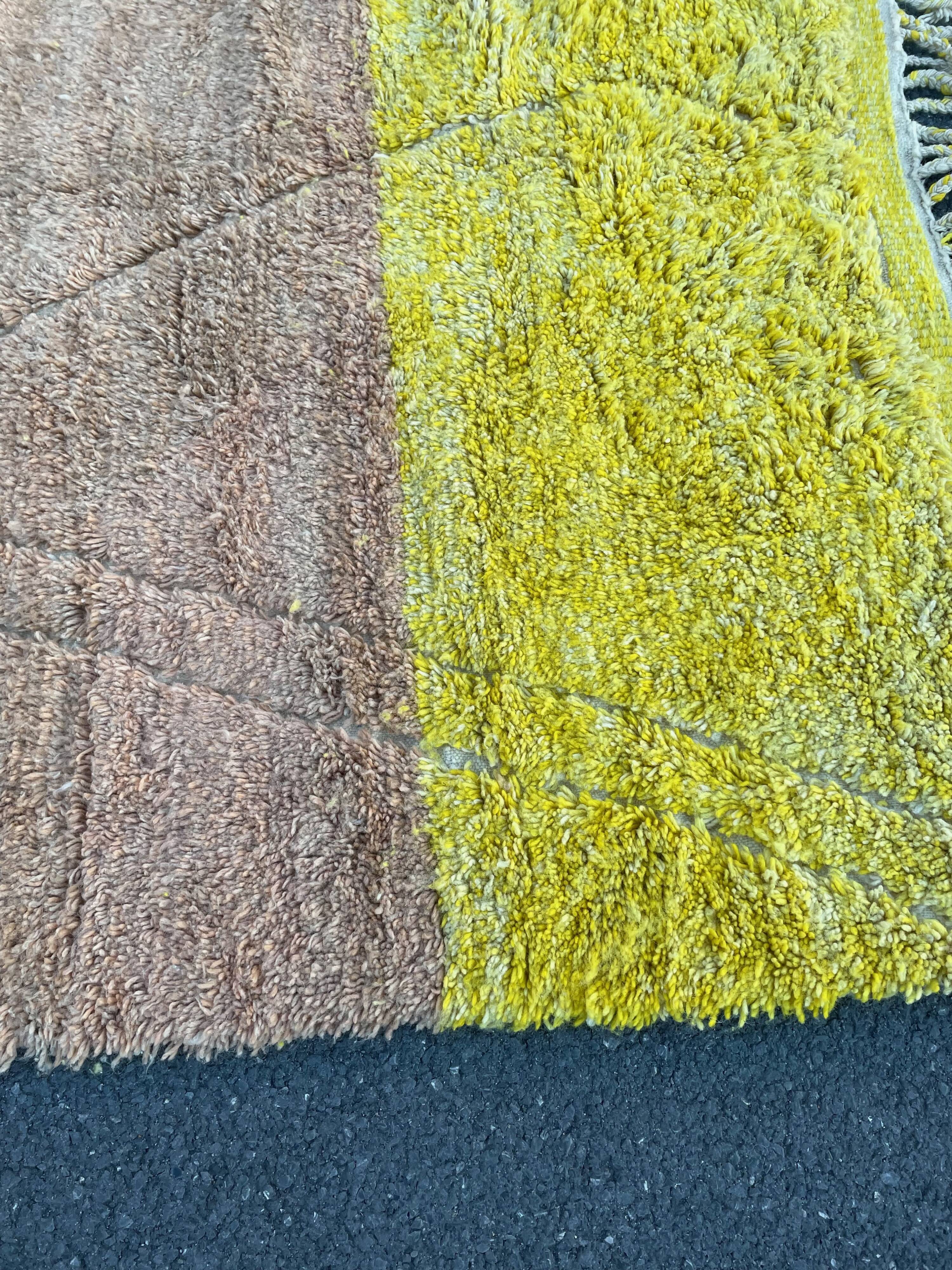 Moroccan berber carpet beni ouarain 200x290