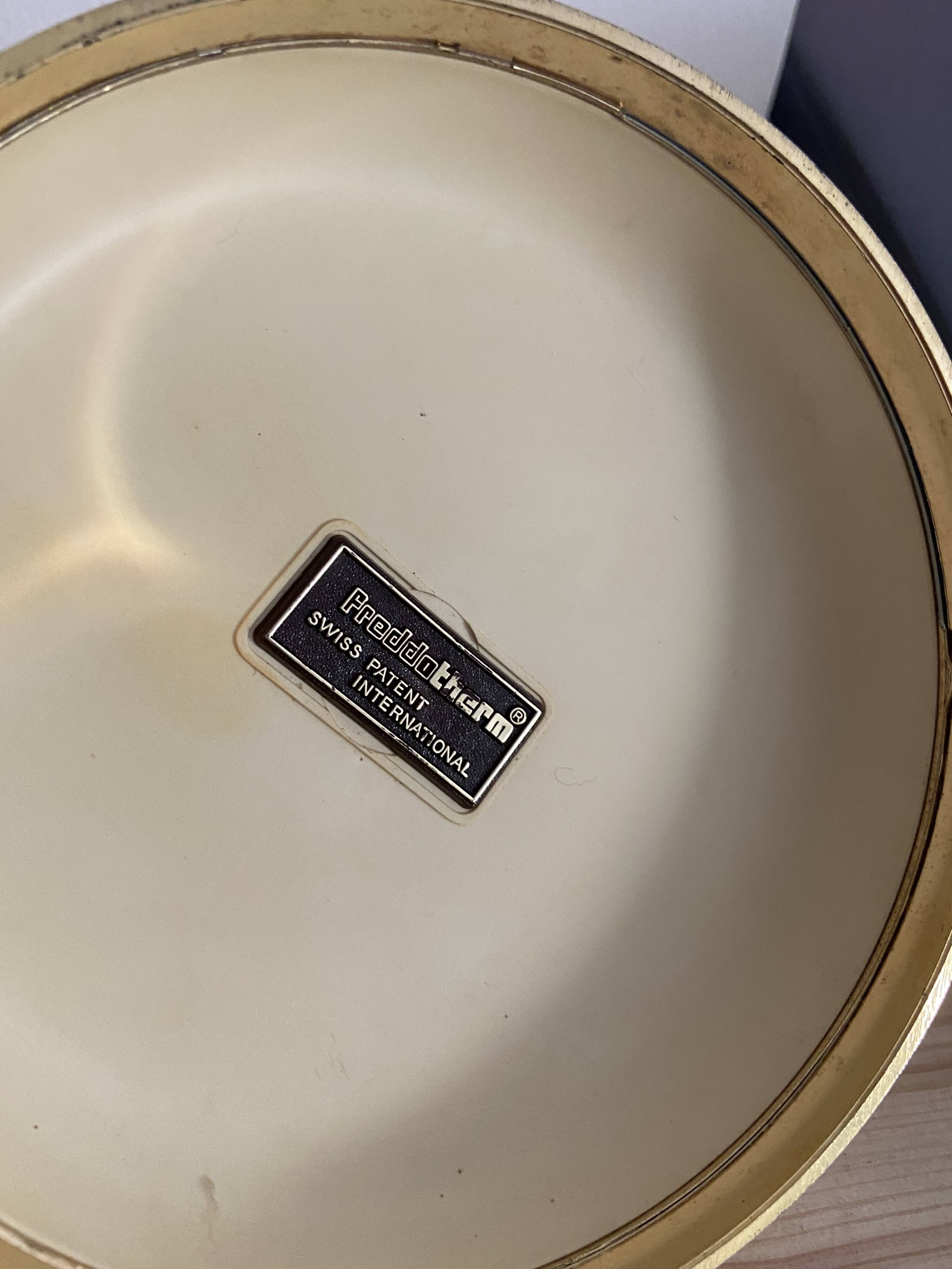 Vintage golden ice cube apple 70