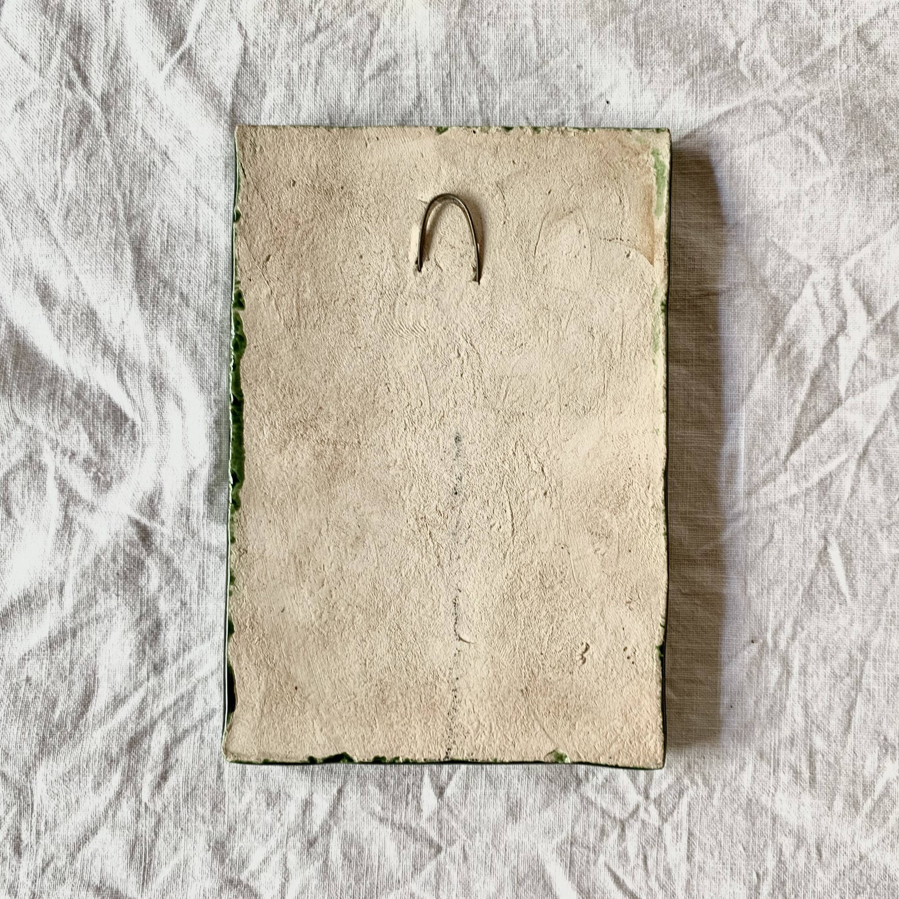 Small glazed ceramic seahorse wall plaque - key ring