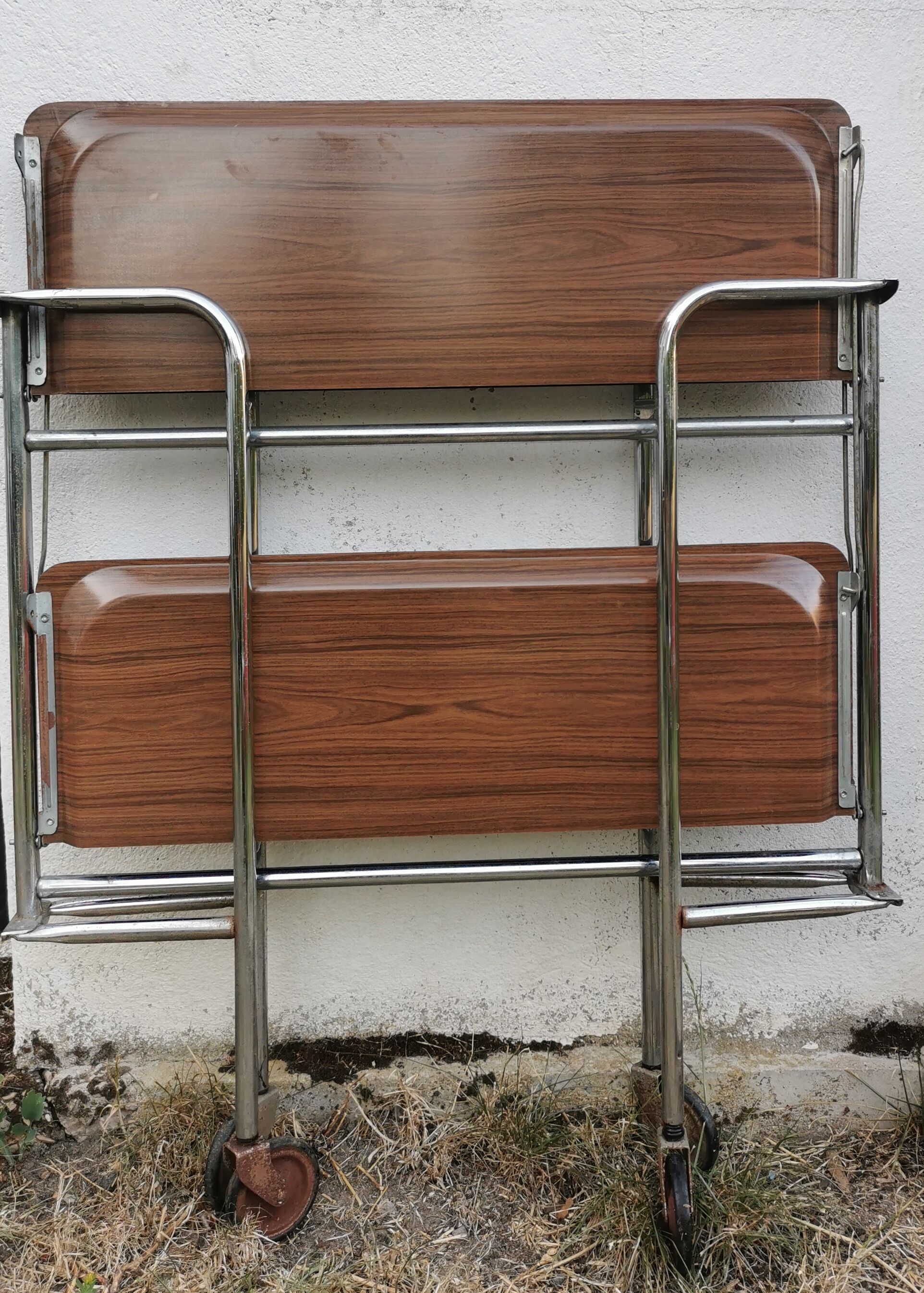 Vintage folding service