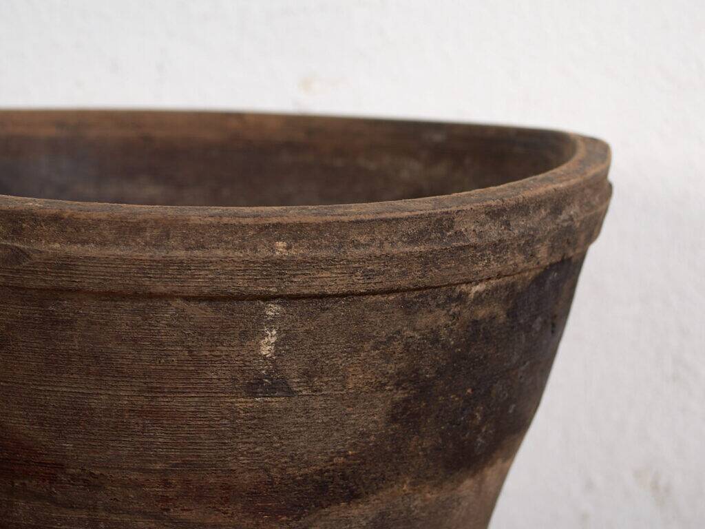 Small antique bowl in dark tones (c.1900) #27