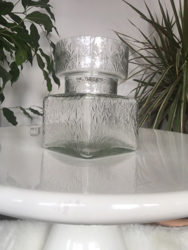 Pala Vase by Helena Tynell