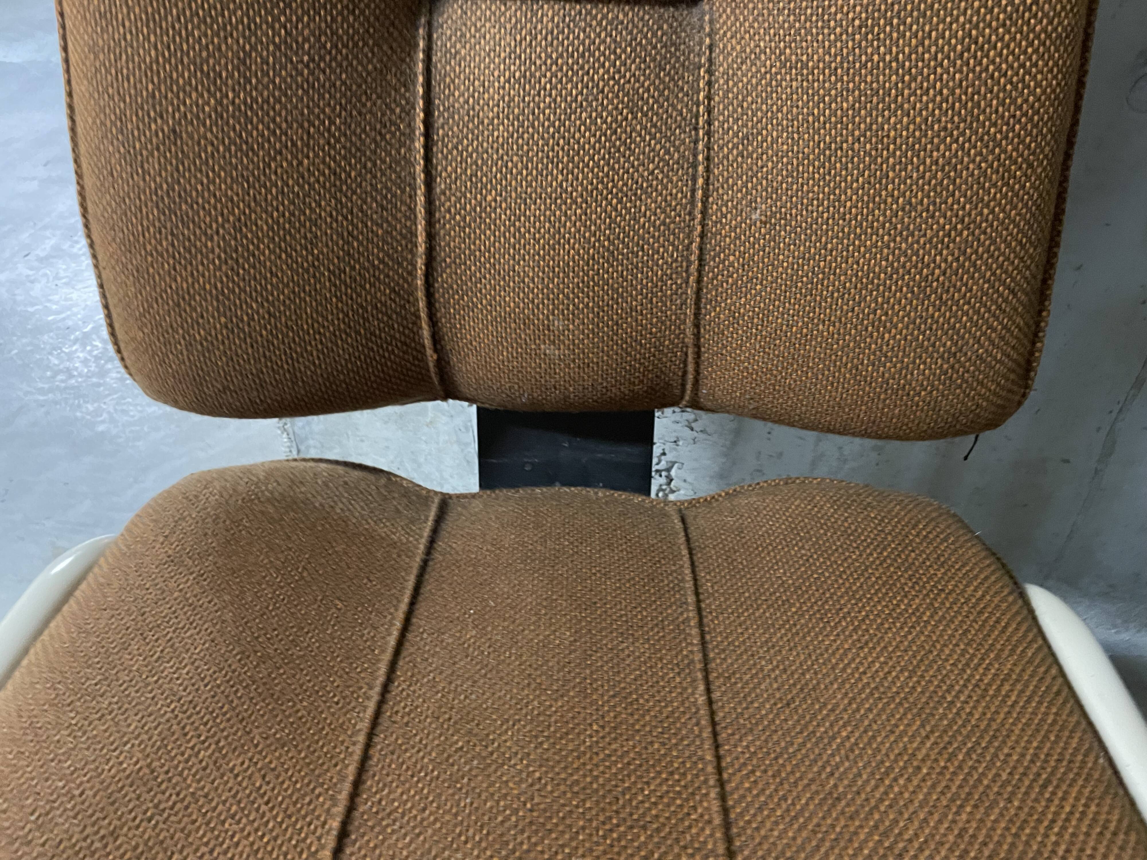 Pair of chairs from the 70s and 80s
