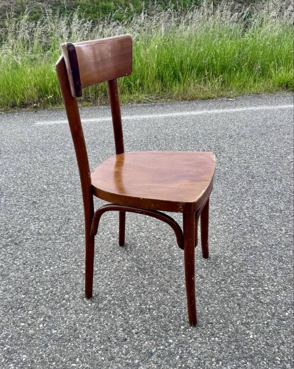 12 chaises bistrot anciennes en bois courbé